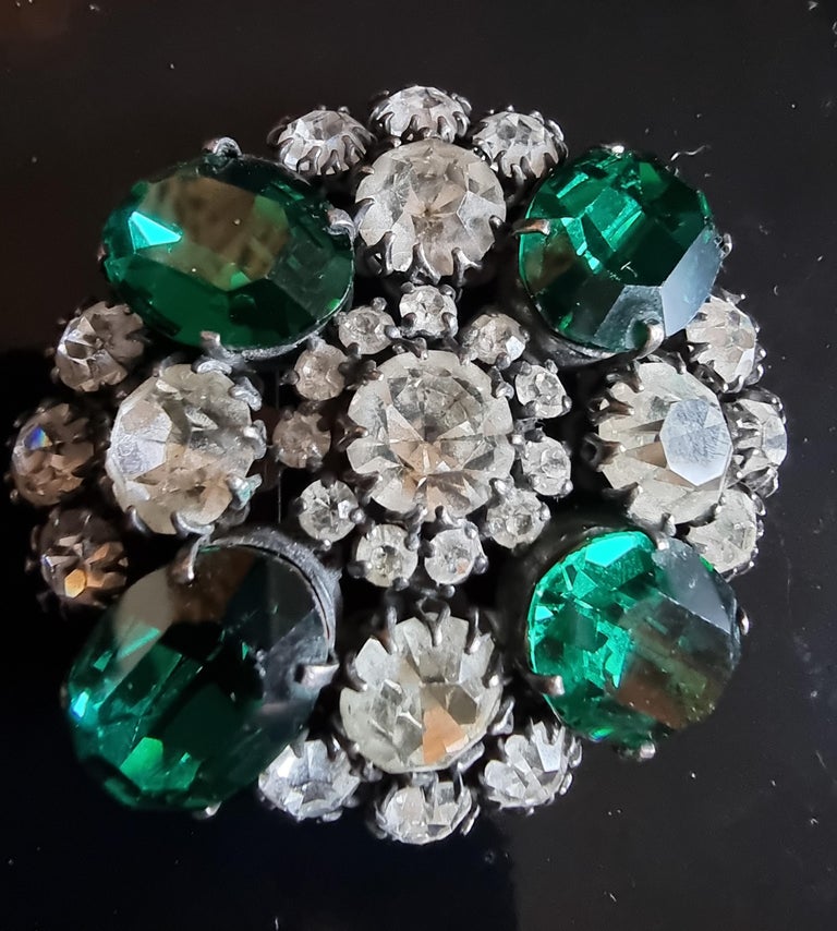 Grande Broche De Théâtre Ancienne - Strass Et Alliage (occasion)