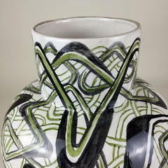 Cisco Jiménez Gran jarrón de cerámica pintado a mano con líneas verdes y negras