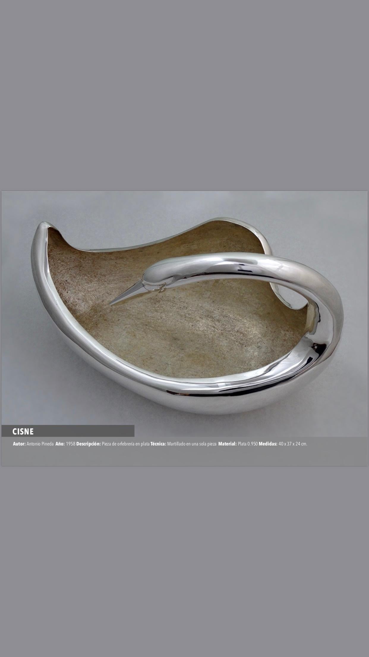 Piece of goldsmith in silver, made in 1958 by Antonio Pineda. the technique hammered in one piece, sterling silver .950