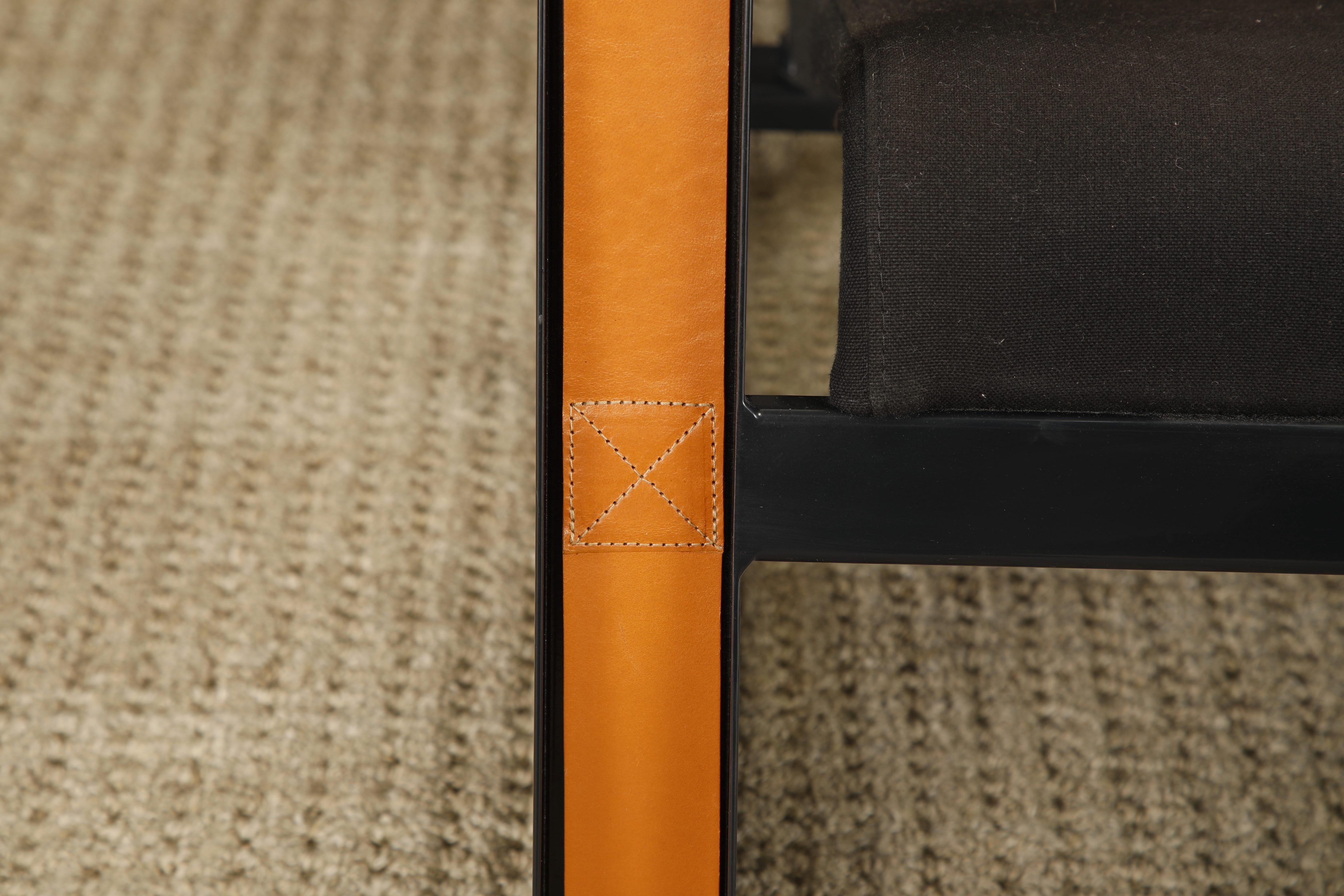 Loungesessel 'Cité' aus Leder und Stahl von Jean Prouvé für Vitra, signiert (21. Jahrhundert und zeitgenössisch) im Angebot