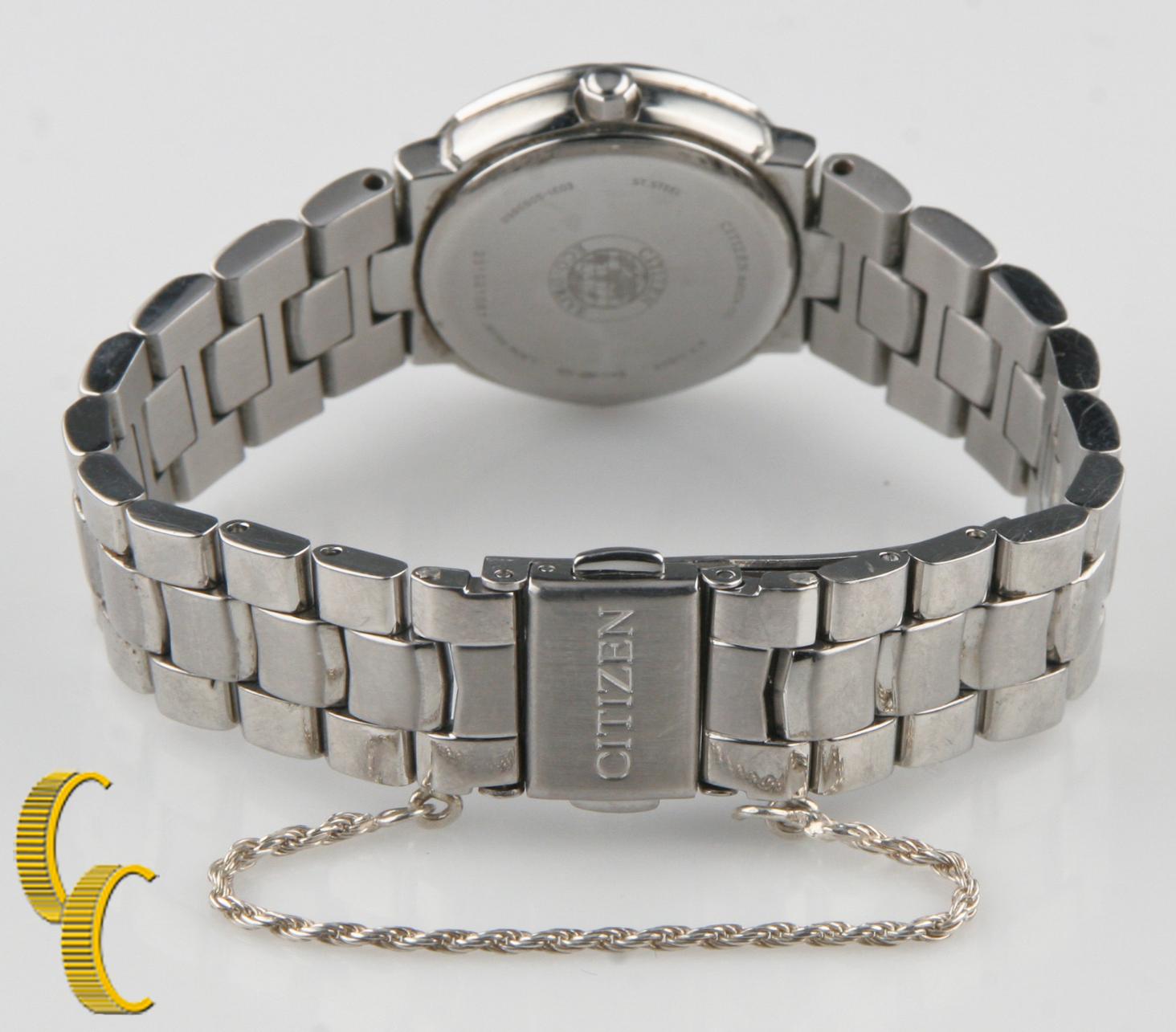 Citizen Lady's Stainless Steel Eco-Drive Wrist Watch In Good Condition For Sale In Van Nuys, CA