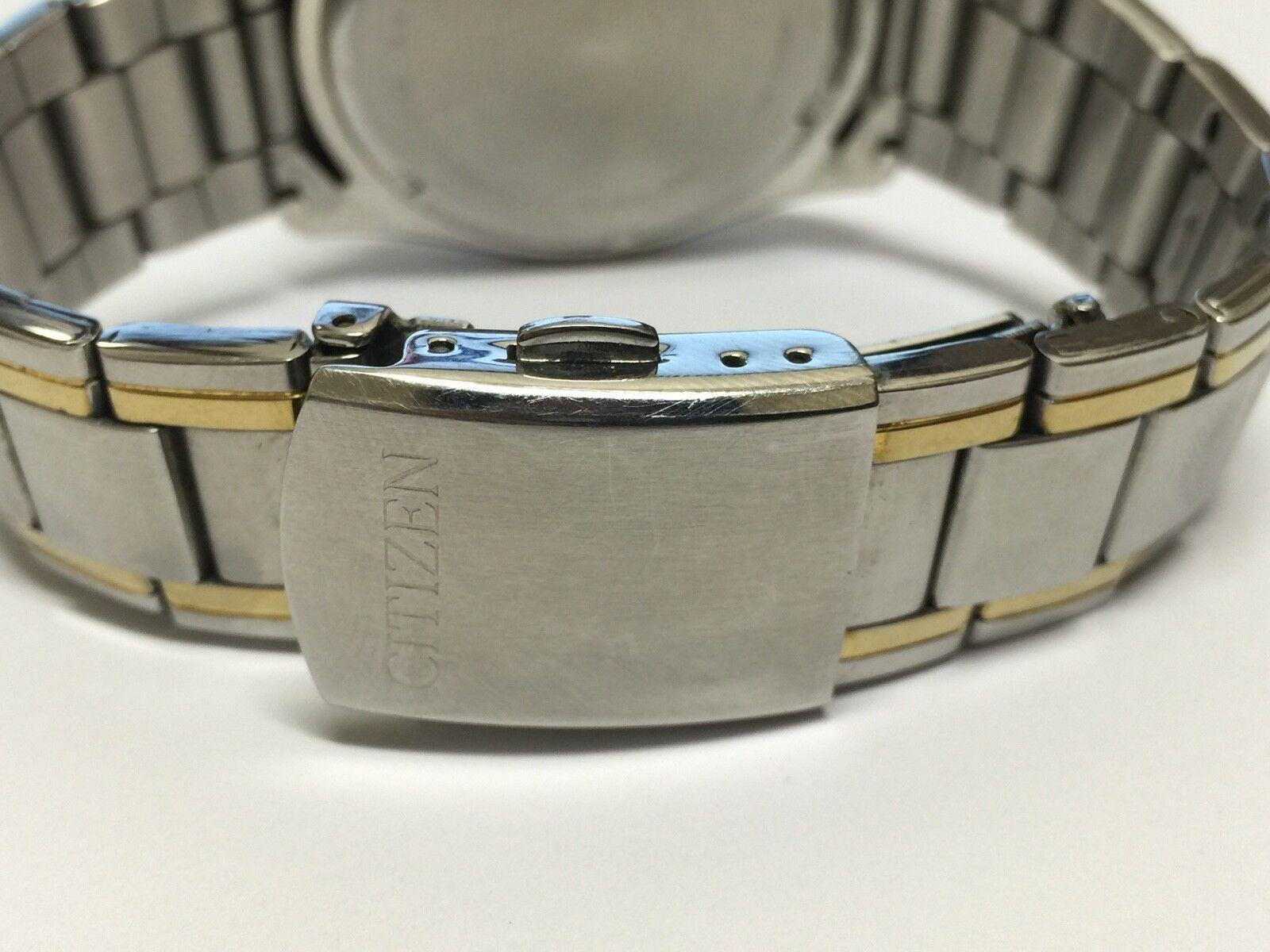 Montre pour hommes Citizen Quartz S/Steel avec affichage de la date. en vente 1