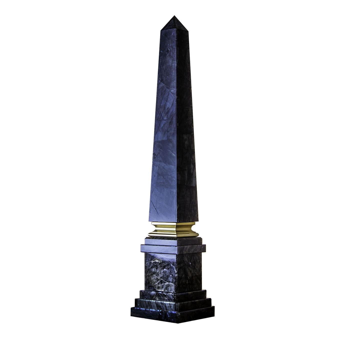 XXI secolo e contemporaneo Obelisco in labradorite Citorio, scultura di Obsydian Stone in vendita