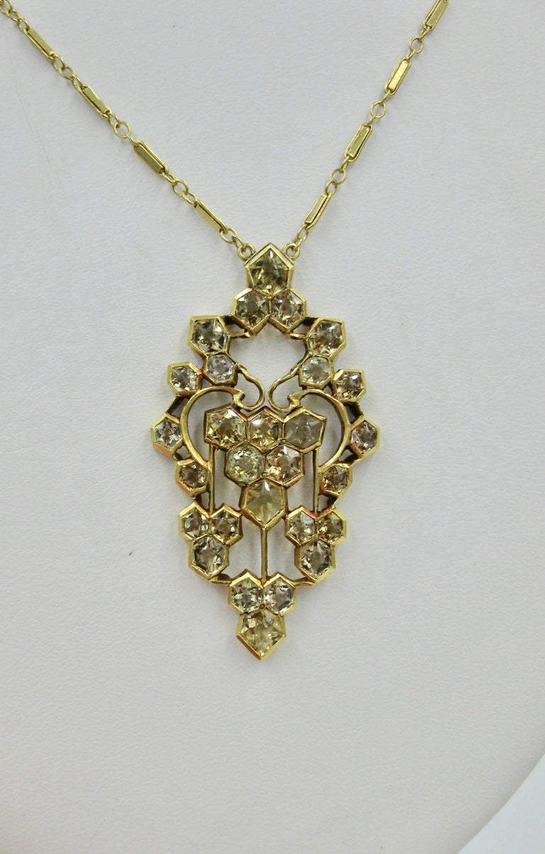 Pendentif Vintage Avec Citrine Jaune - Collier Fantaisie Couleur Or - Bijou Unisexe Occasion Impeccable