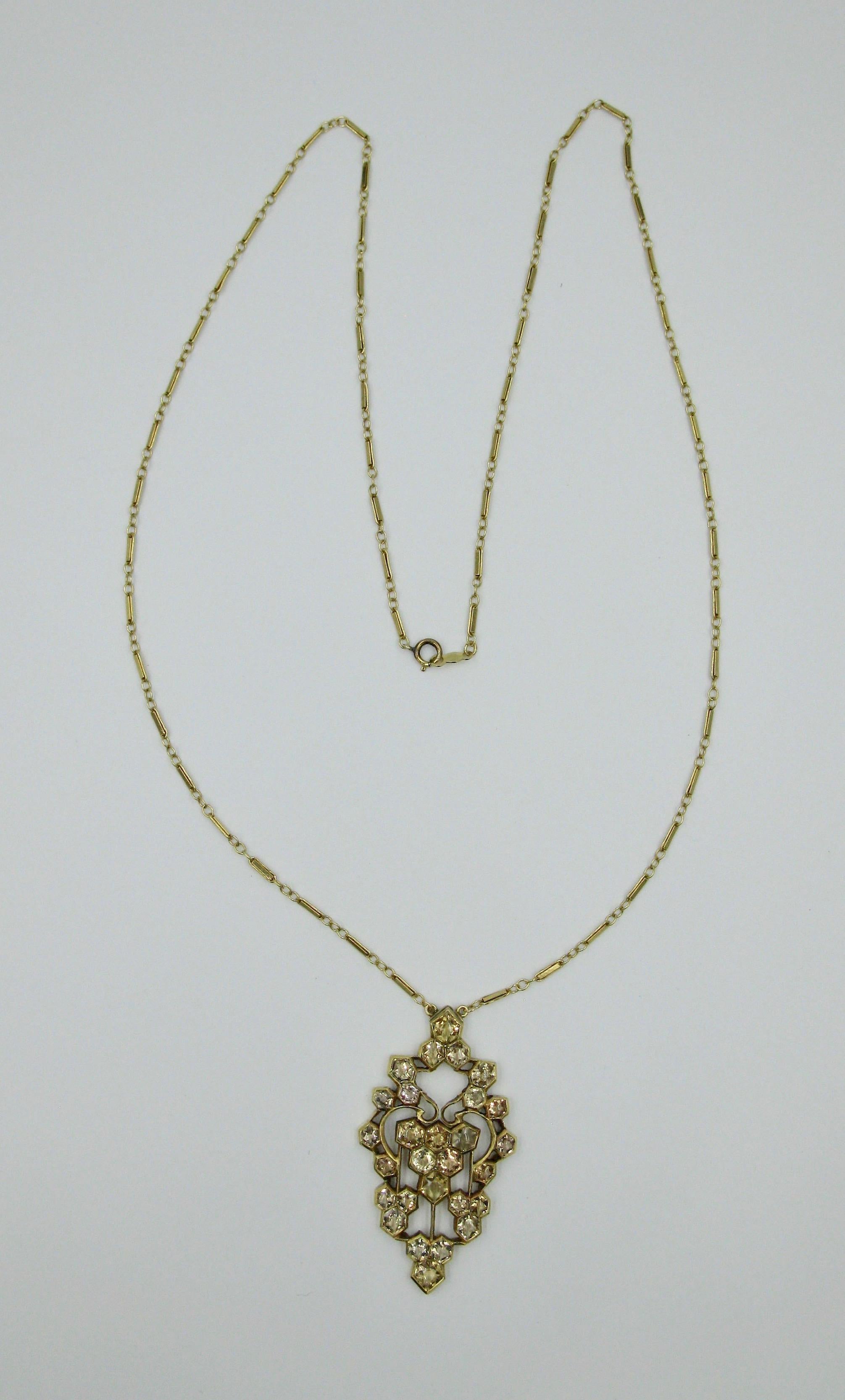 Citrine 14 Karat Yellow Gold Art Deco Pendant Necklace Antique, circa 1920 For Sale 1