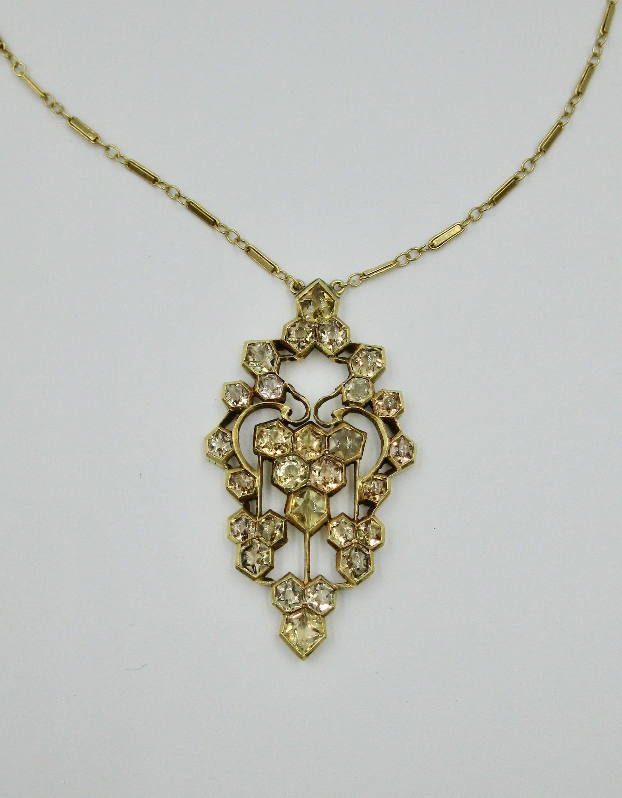 Citrine 14 Karat Yellow Gold Art Deco Pendant Necklace Antique, circa 1920 For Sale 4