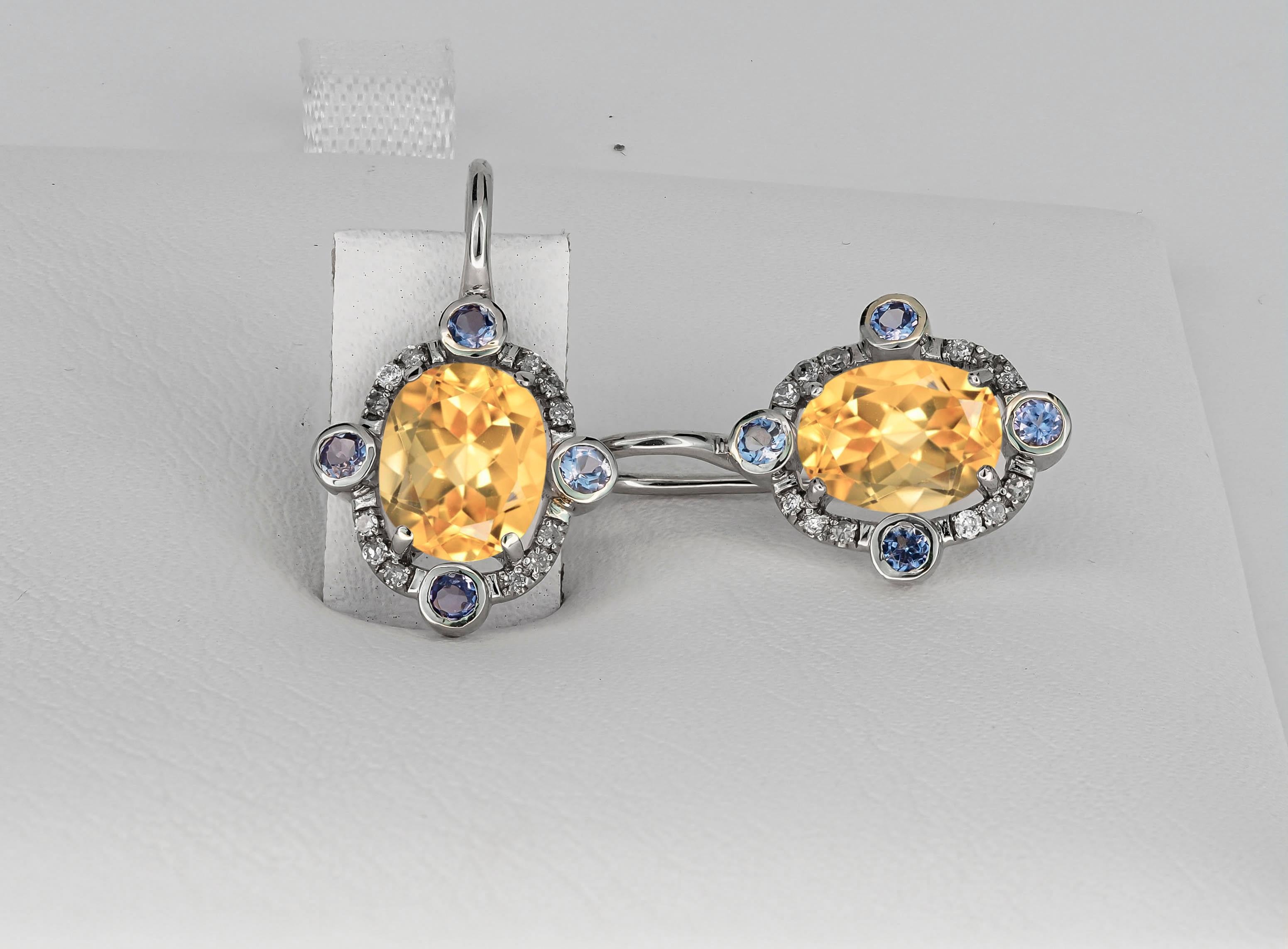 Citrine 14k gold drop earrings. In New Condition For Sale In Istanbul, TR
