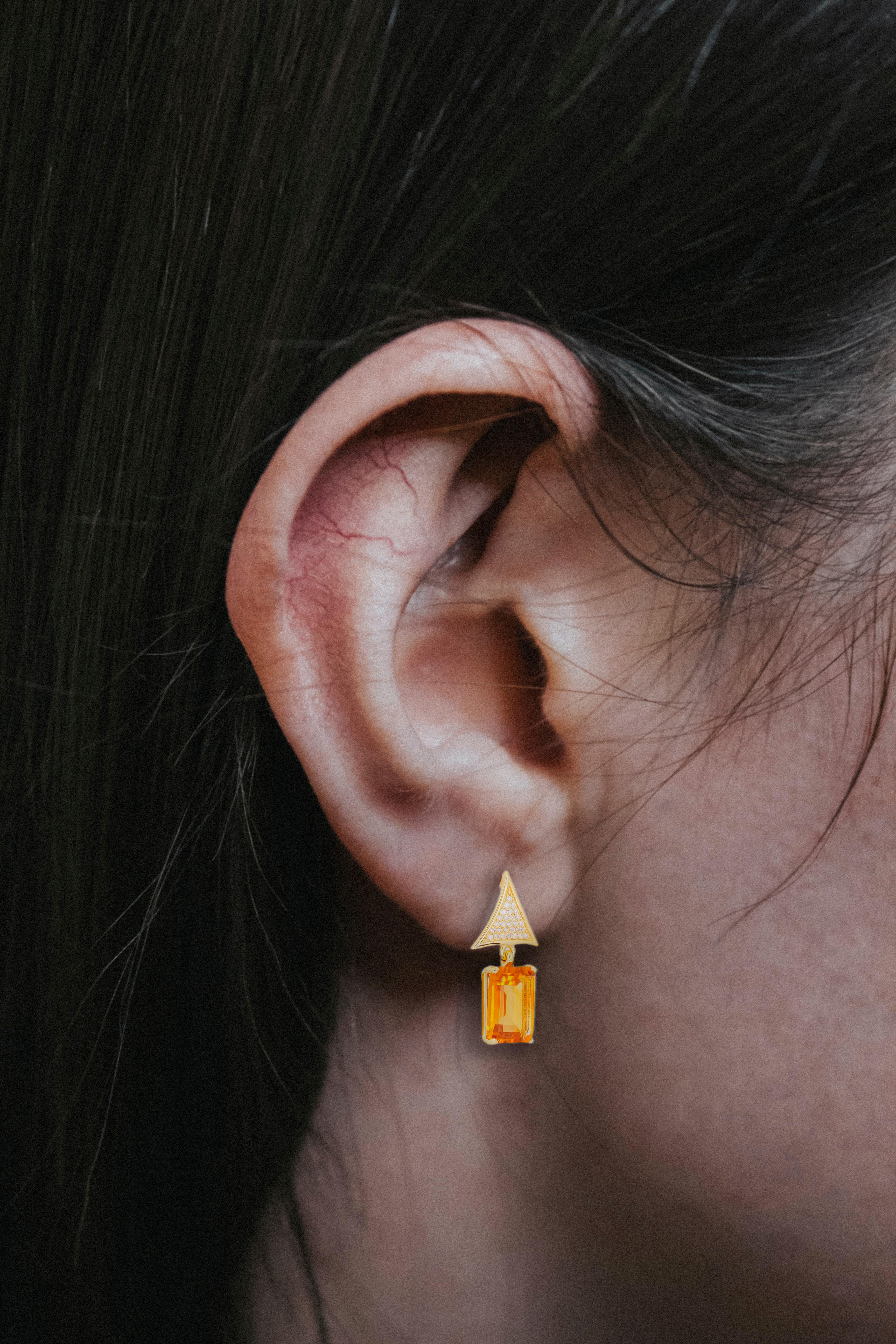 Modern Citrine 14k gold earrings studs.  For Sale