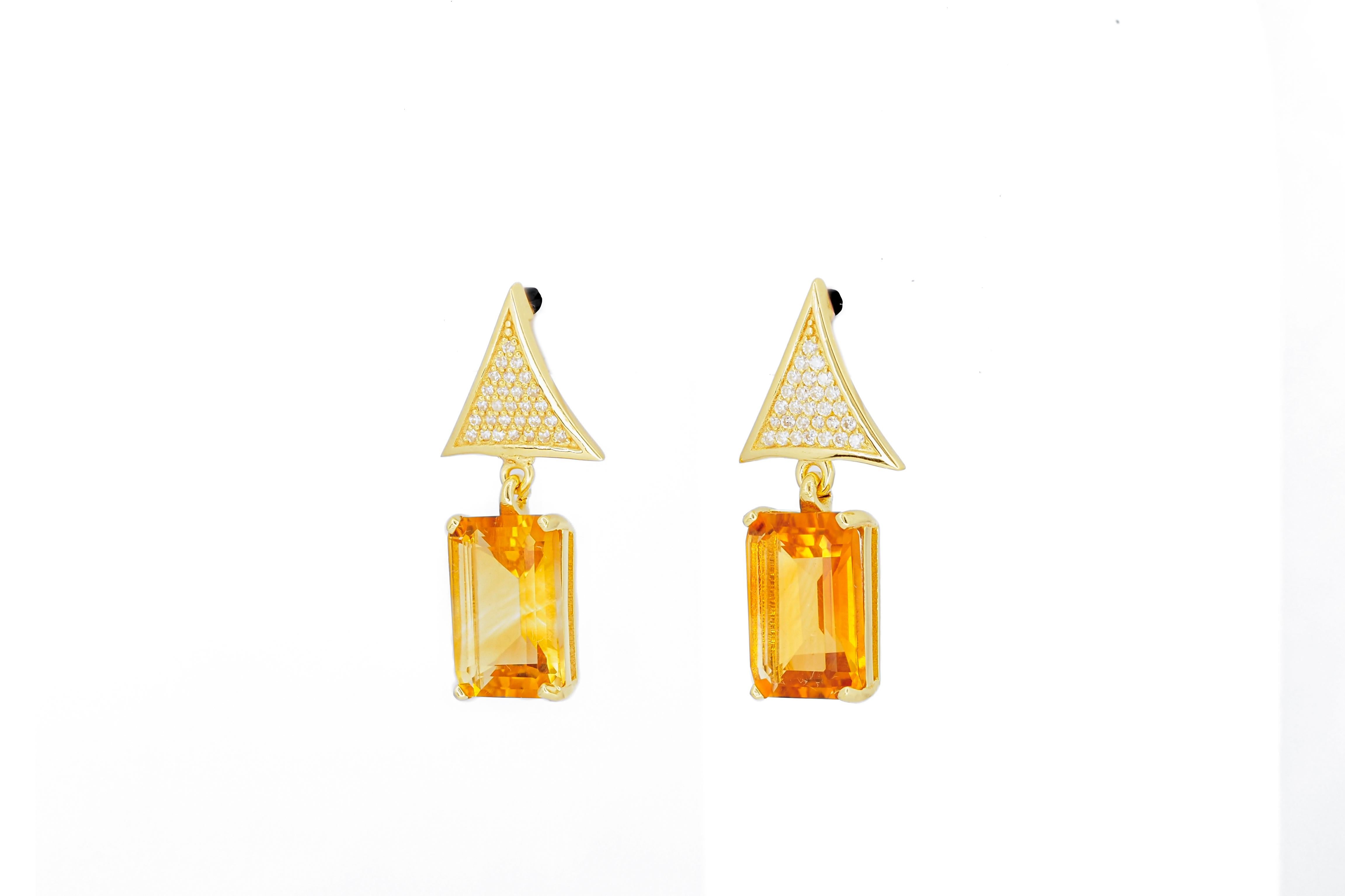 Citrine 14k gold earrings studs.  In New Condition For Sale In Istanbul, TR