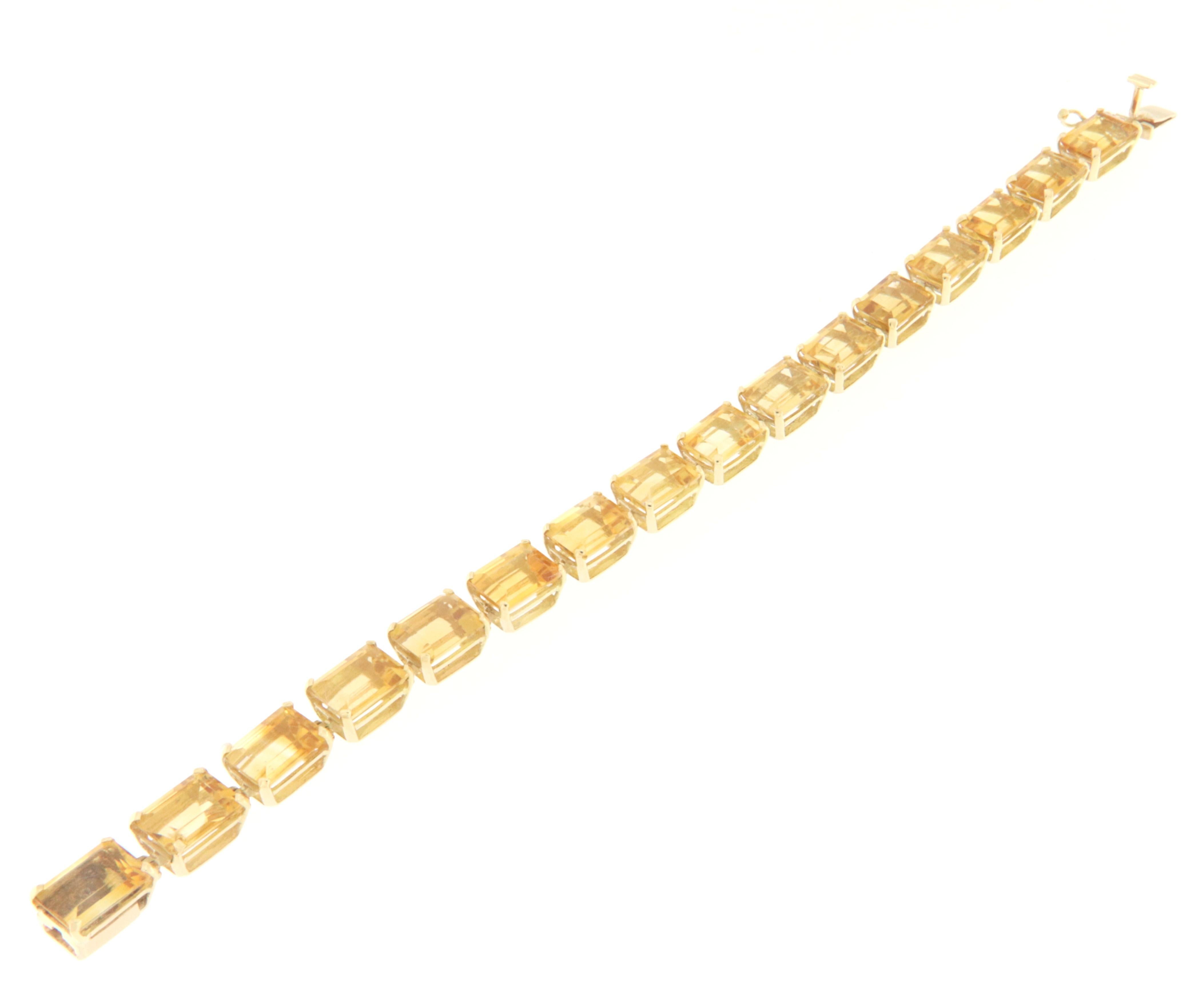 Square Cut Citrine 18 Karat Yellow Gold Cuff Bracelet For Sale