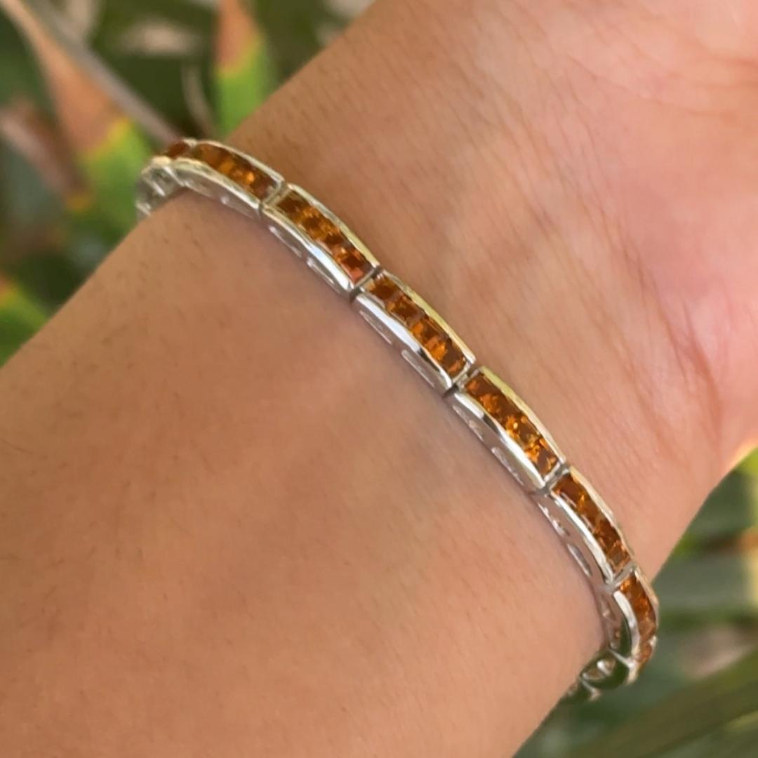 Taille carrée Bracelet de naissance de novembre en argent 925 et citrine de 6,5 carats pour femmes en vente