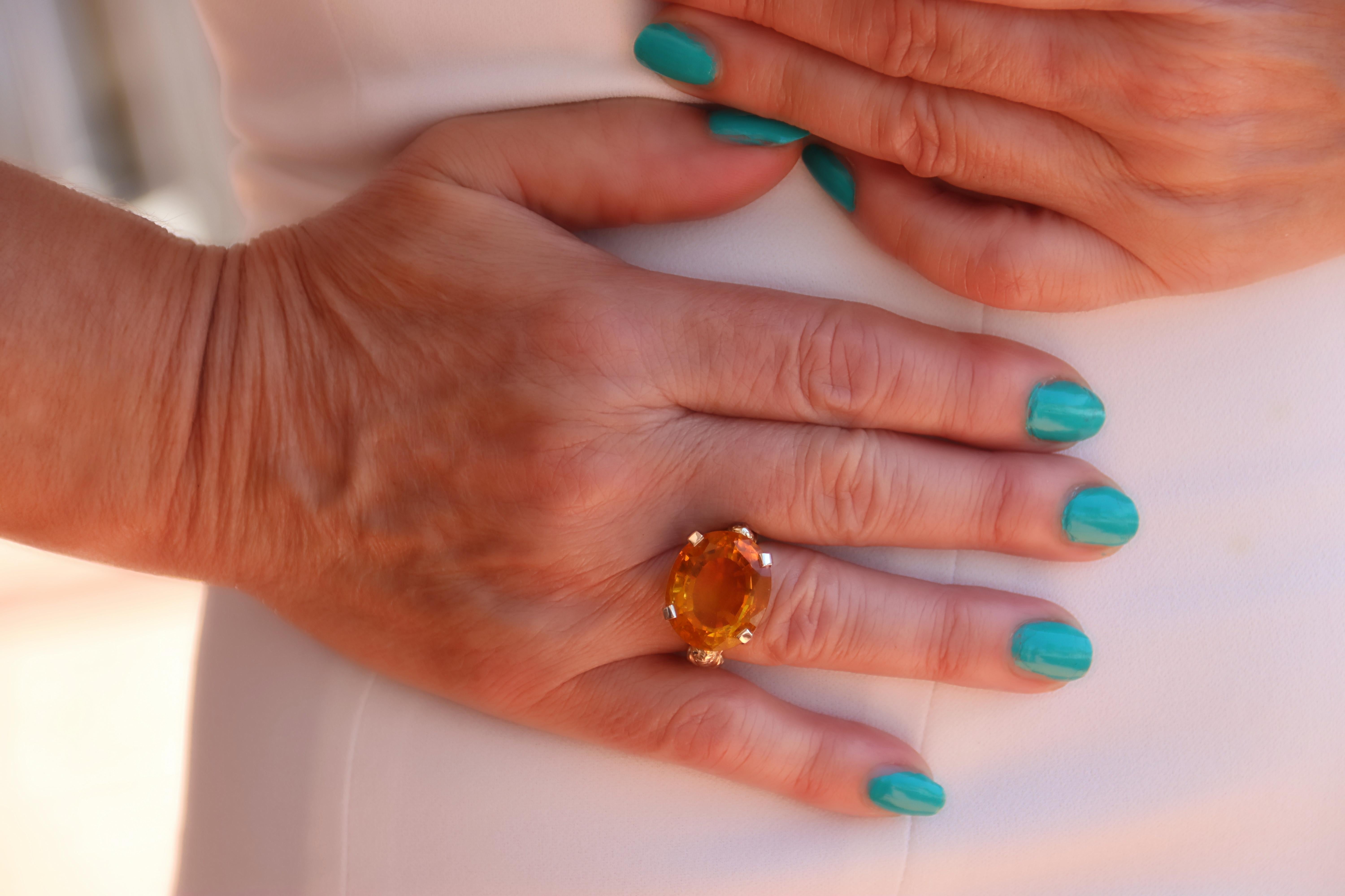 Citrine 9 Karat Yellow Gold Cocktail Ring For Sale 3