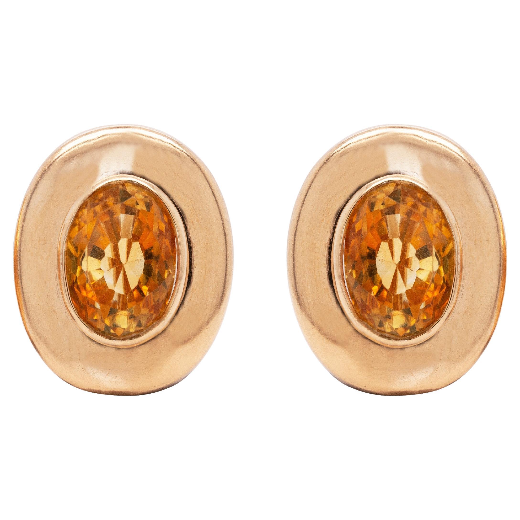 Clous d'oreilles ovales en or jaune 18 carats et citrine en vente