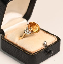 2.50 Carat Citrine and Diamond Ring. Natural Oval Cut Citrine 18k Yellow Gold