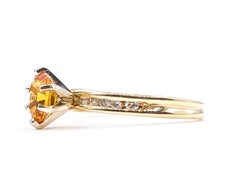 Solitärring mit Citrin und Diamant aus 14-karätigem Gelbgold