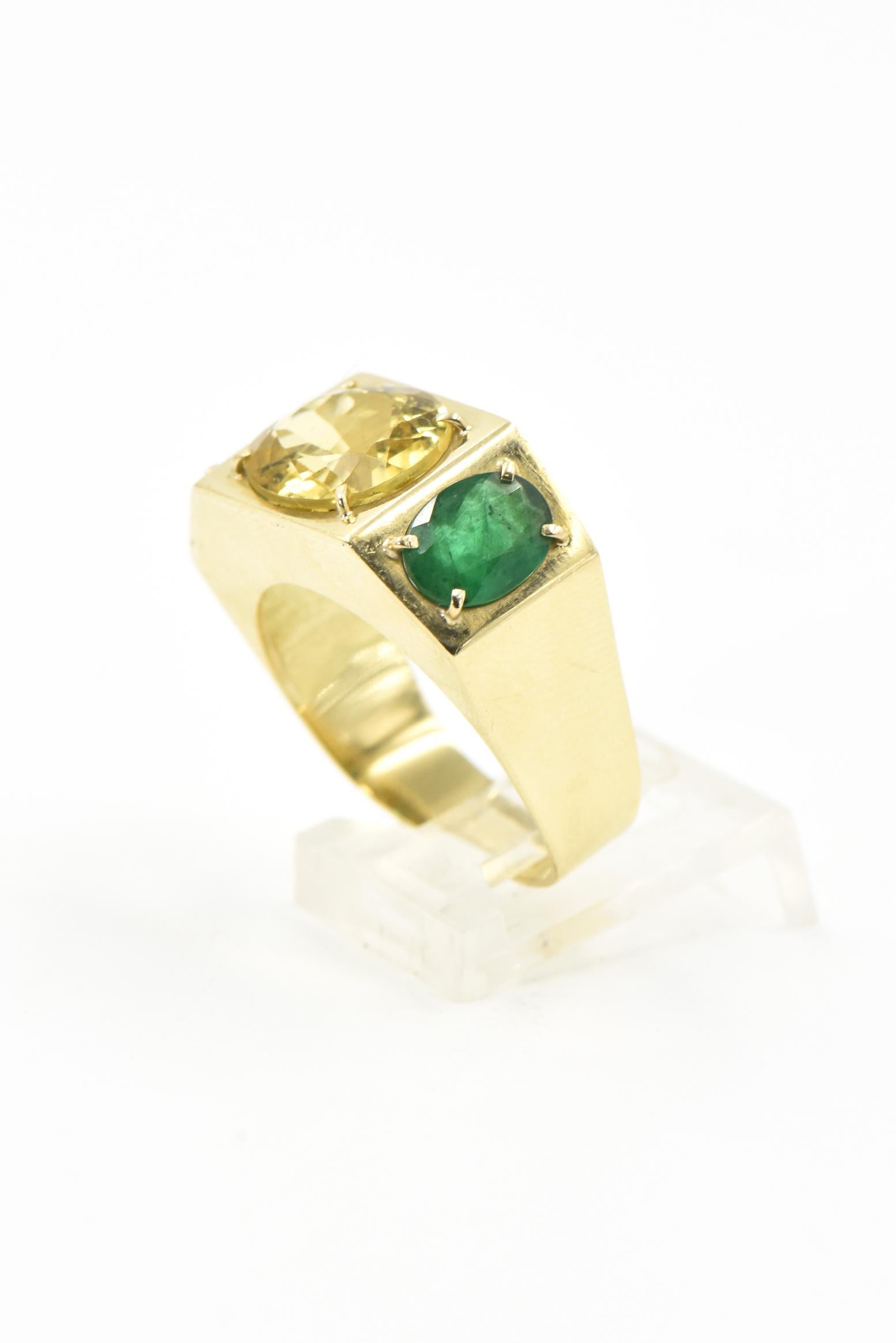 Citrine and Emerald Three-Stone Cocktail Band Ring In Good Condition In Miami Beach, FL