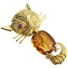 Citrine and Ruby 18 Karat Gold Whimsical Cat Brooch