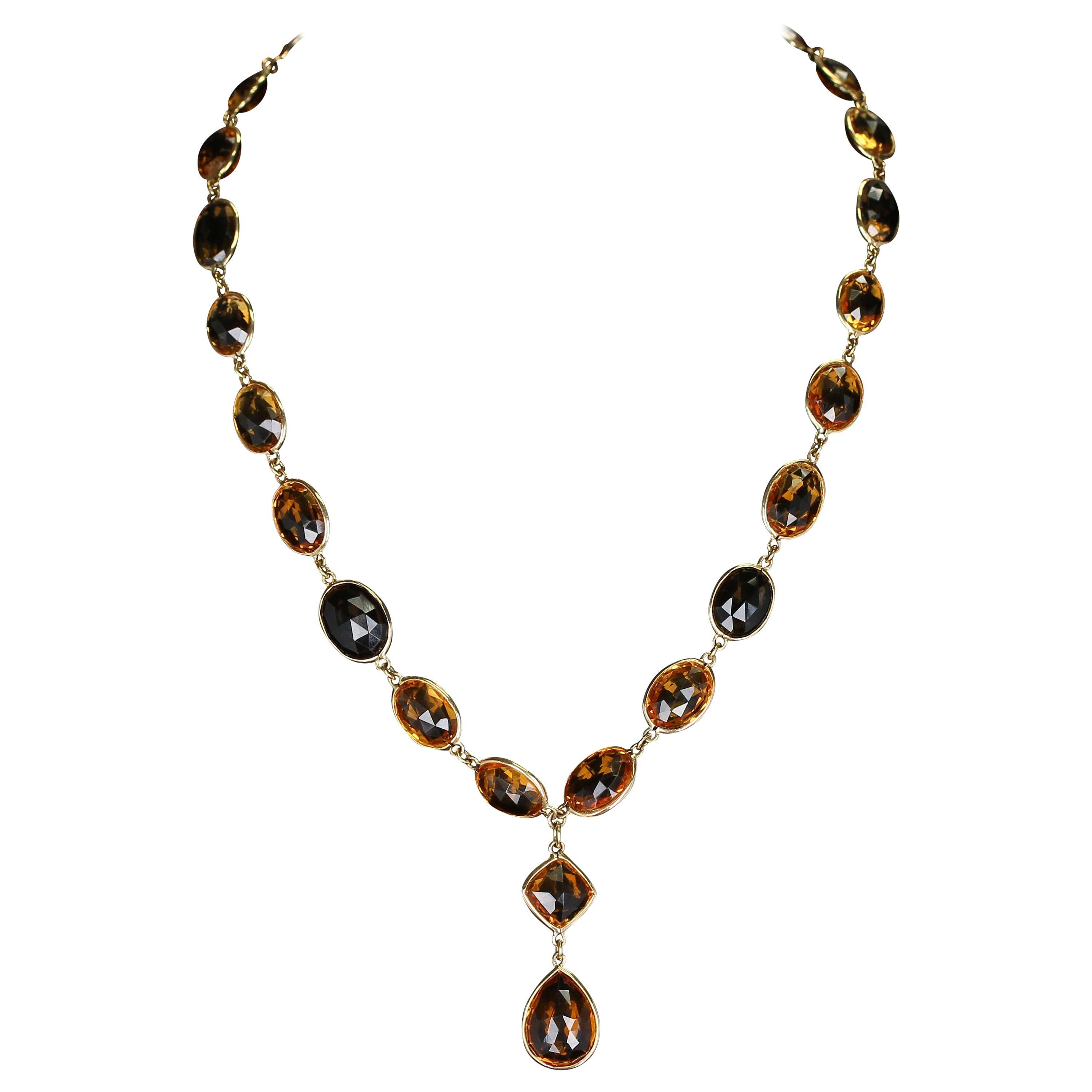 Feine Halskette aus 18 Karat Gold mit Citrin und Rauchquarz und doppeltem Cabochon im Rosenschliff im Zustand „Neu“ im Angebot in New York, NY