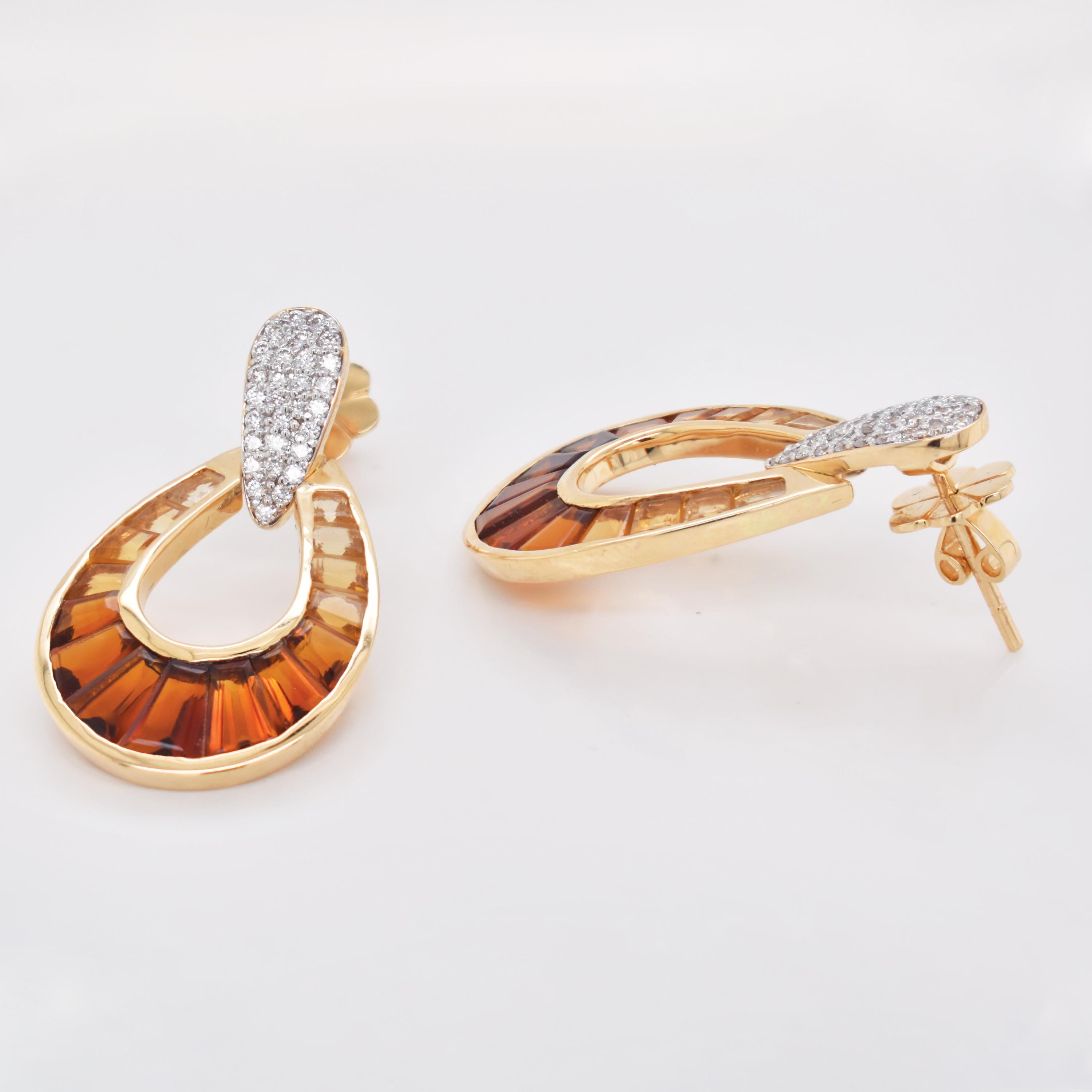 Boucles d'oreilles pendantes gouttes de pluie en or jaune avec citrine, baguette et diamant. en vente 4