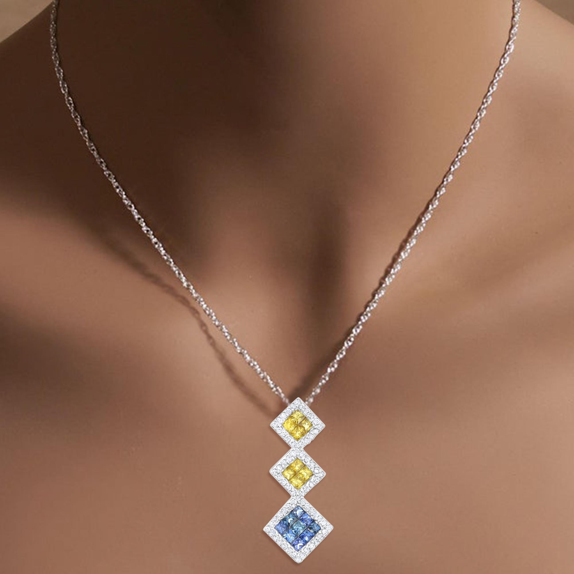 ♥ Sommaire du produit ♥

Pierre principale : Topaze bleue, citrine, diamant
Approx. Poids en carats : 2.38cttw
Choix du métal : Or blanc massif 14K
Taille de la pierre : Ronde et carrée
Dimensions : 33mm x 14mm
Chaîne : 16