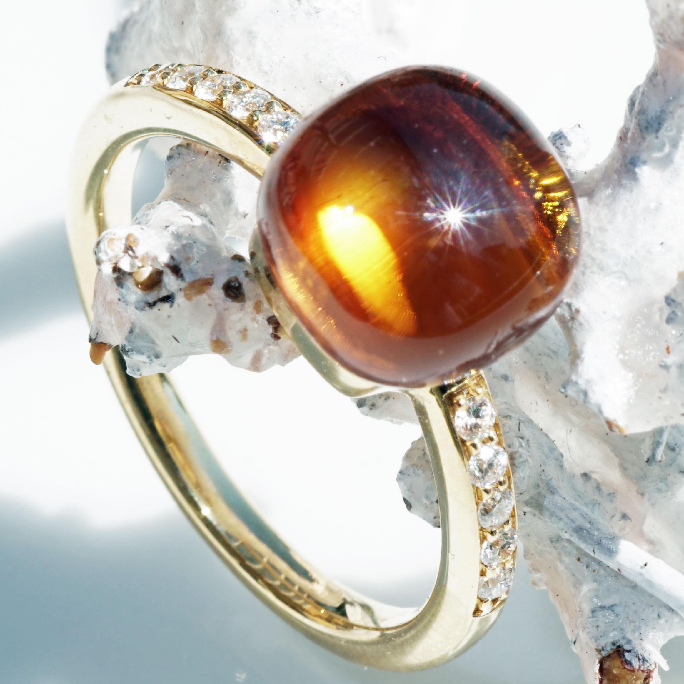Citrin Brillant Ring Made by Italian Goldsmith Co. great Design modern Style (Brillantschliff) im Angebot