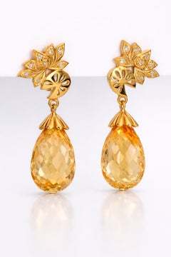 Citrine briolette 14k gold earrings studs.