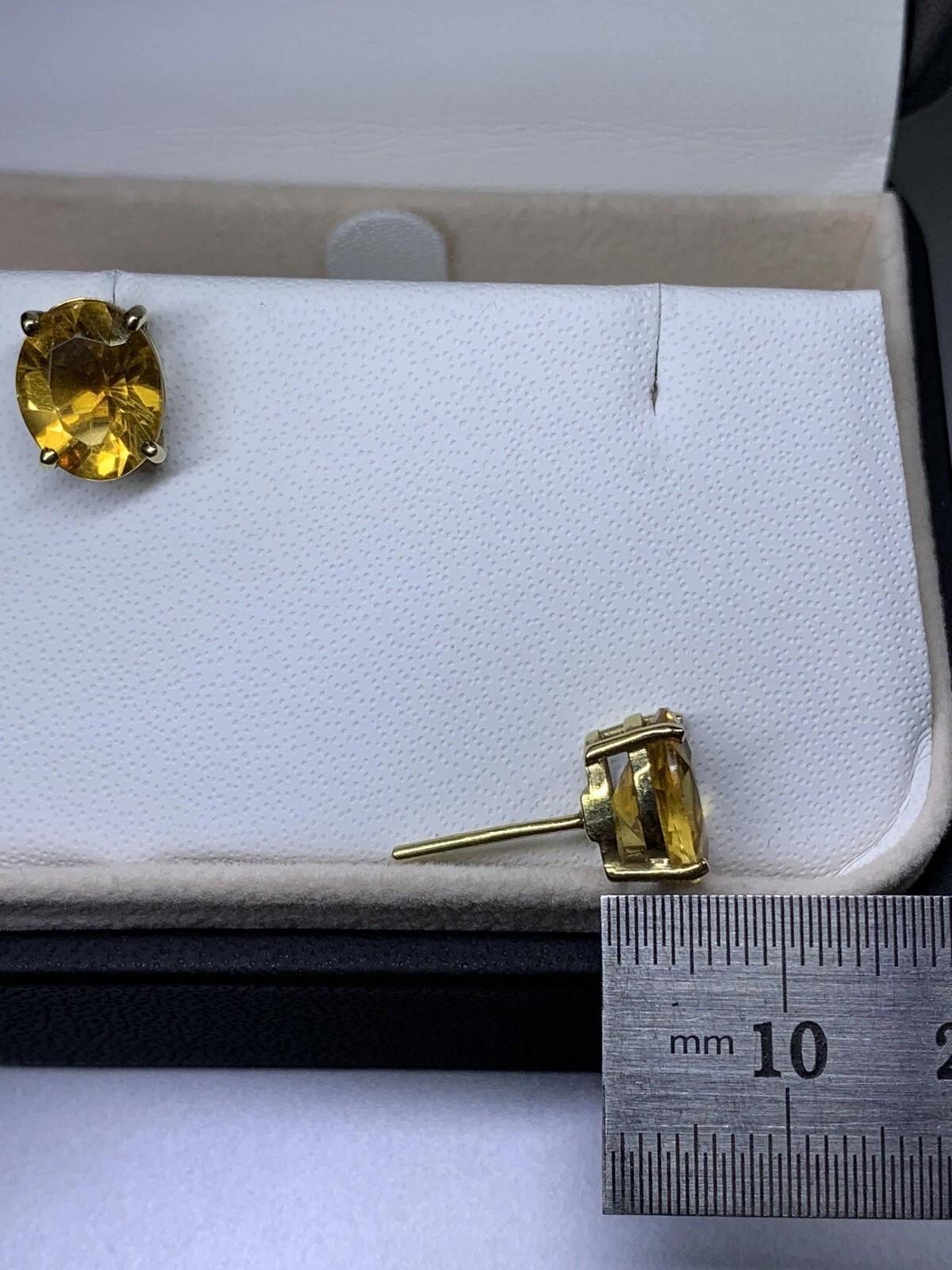 da uomo o donna Orecchini con solitario Citrino in oro giallo 9ct in vendita
