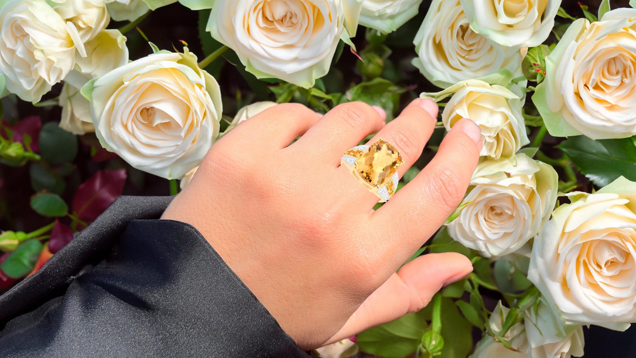 Taglio cuscino Anello Citrino Cocktail 8,50 Carati Argento Placcato Oro Giallo 14K in vendita