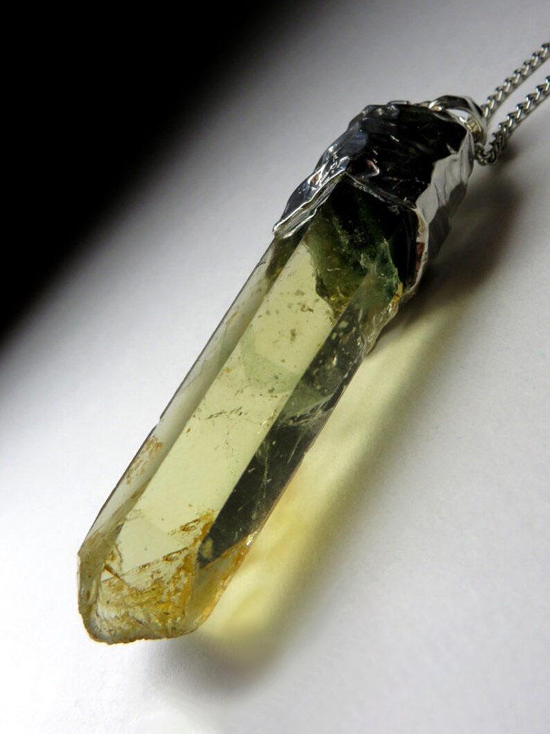 Pendentif vintage en cristal de citrine et quartz jaune, pierre de naissance de novembre en vente 3