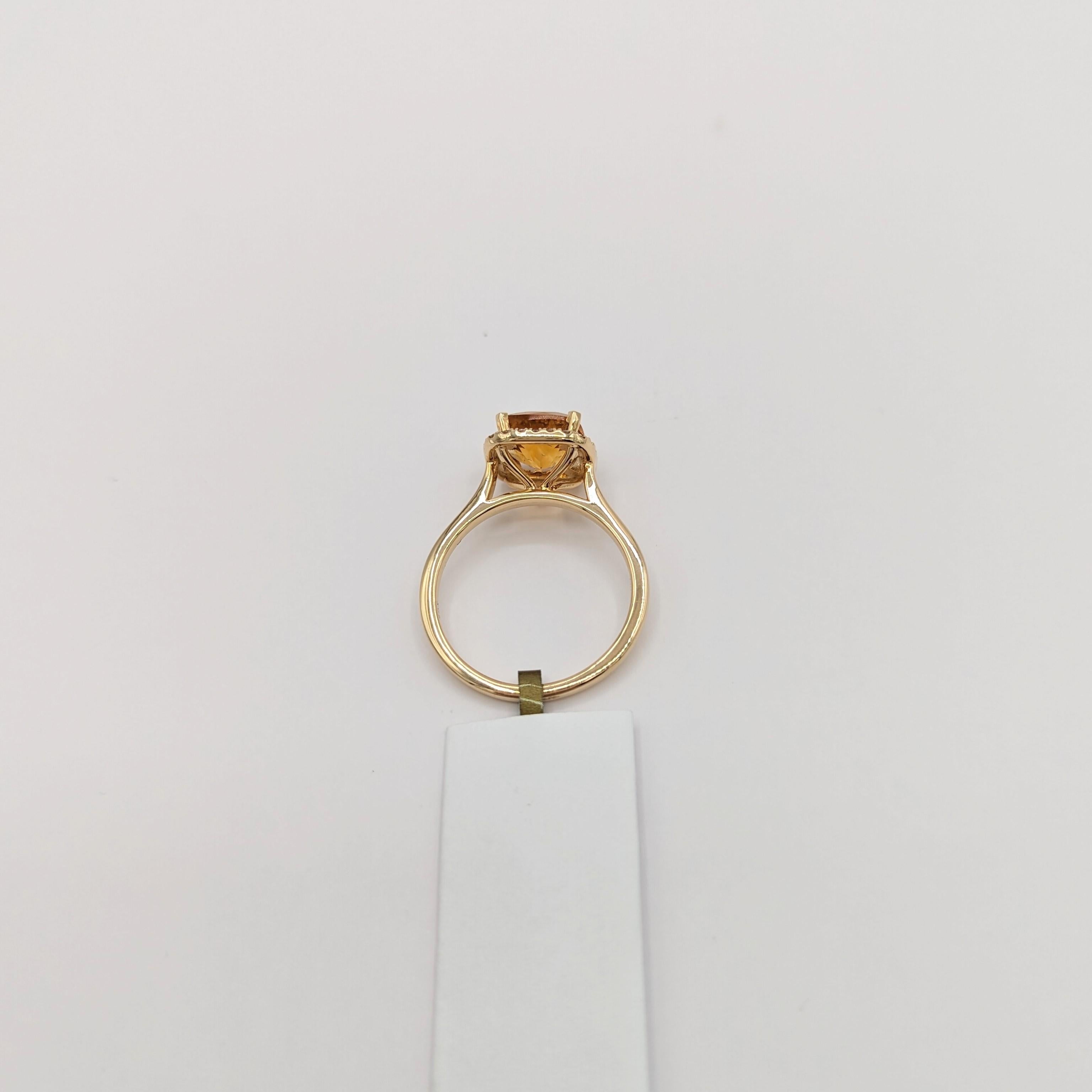 Citrine Cushion and White Diamond Solitaire Ring in 14K Yellow Gold In New Condition For Sale In Los Angeles, CA