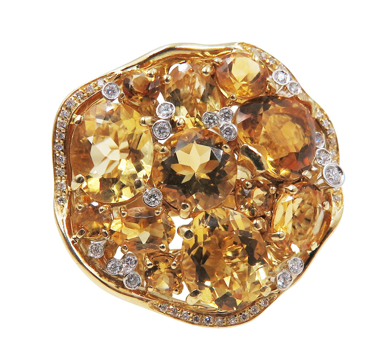 Citrine Diamond 18 Karat Yellow Gold Fashion Ring In New Condition For Sale In London, UK