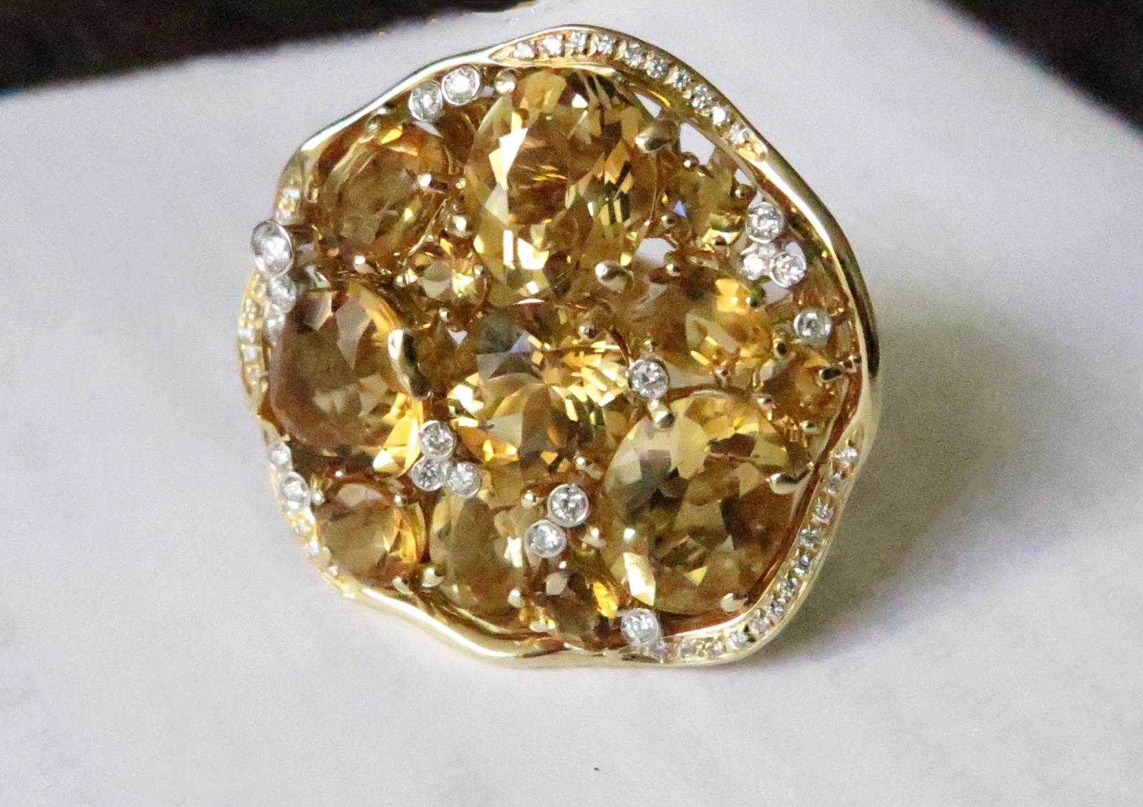 Citrine Diamond 18 Karat Yellow Gold Fashion Ring For Sale 1