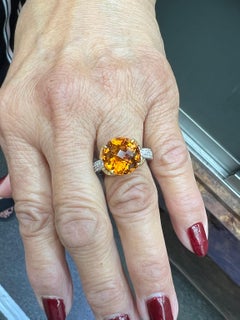 Anillo de Oro Blanco y Amarillo de 18k con Diamante Citrino de Spark Creations