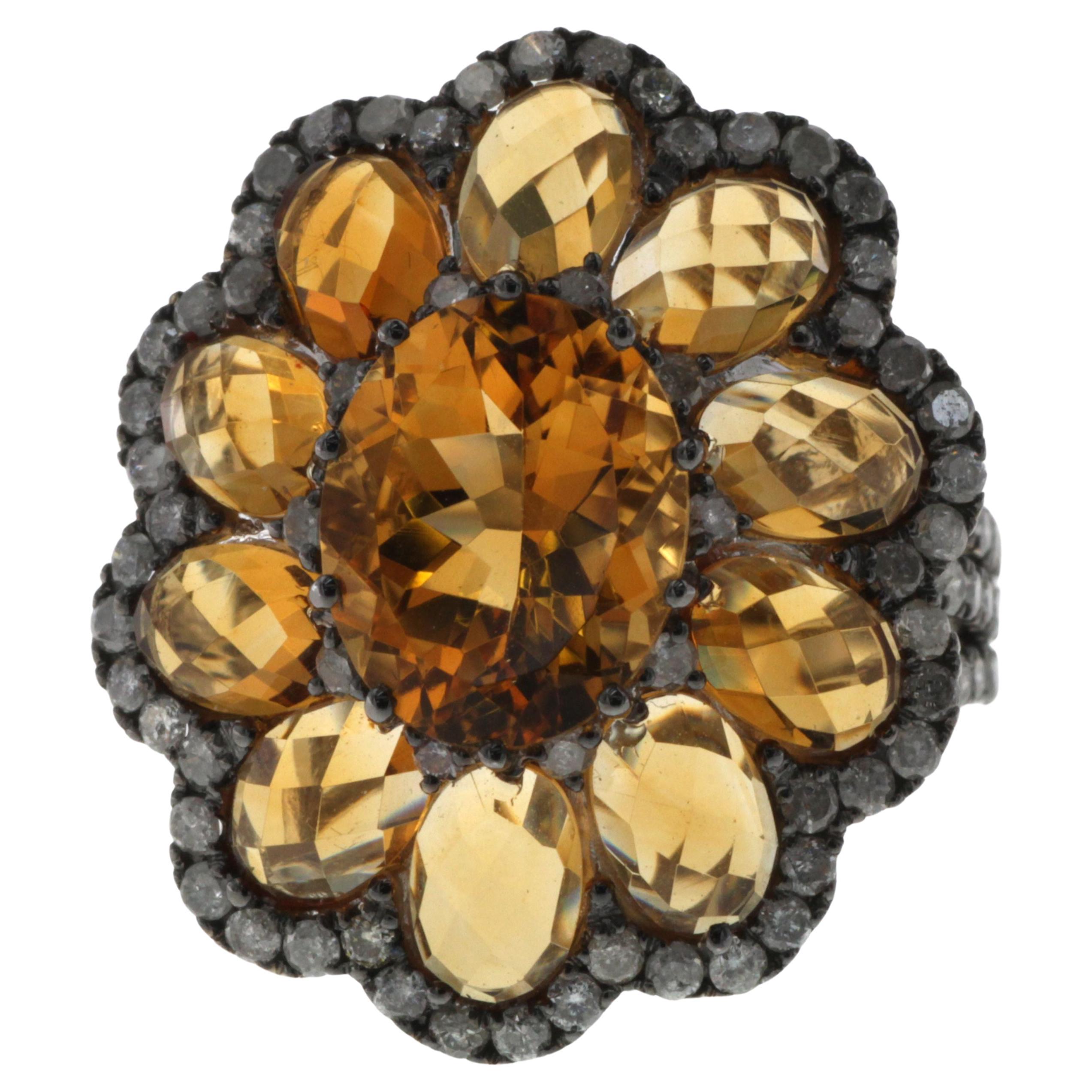 Bague cocktail en or blanc 18 carats avec diamants et citrine