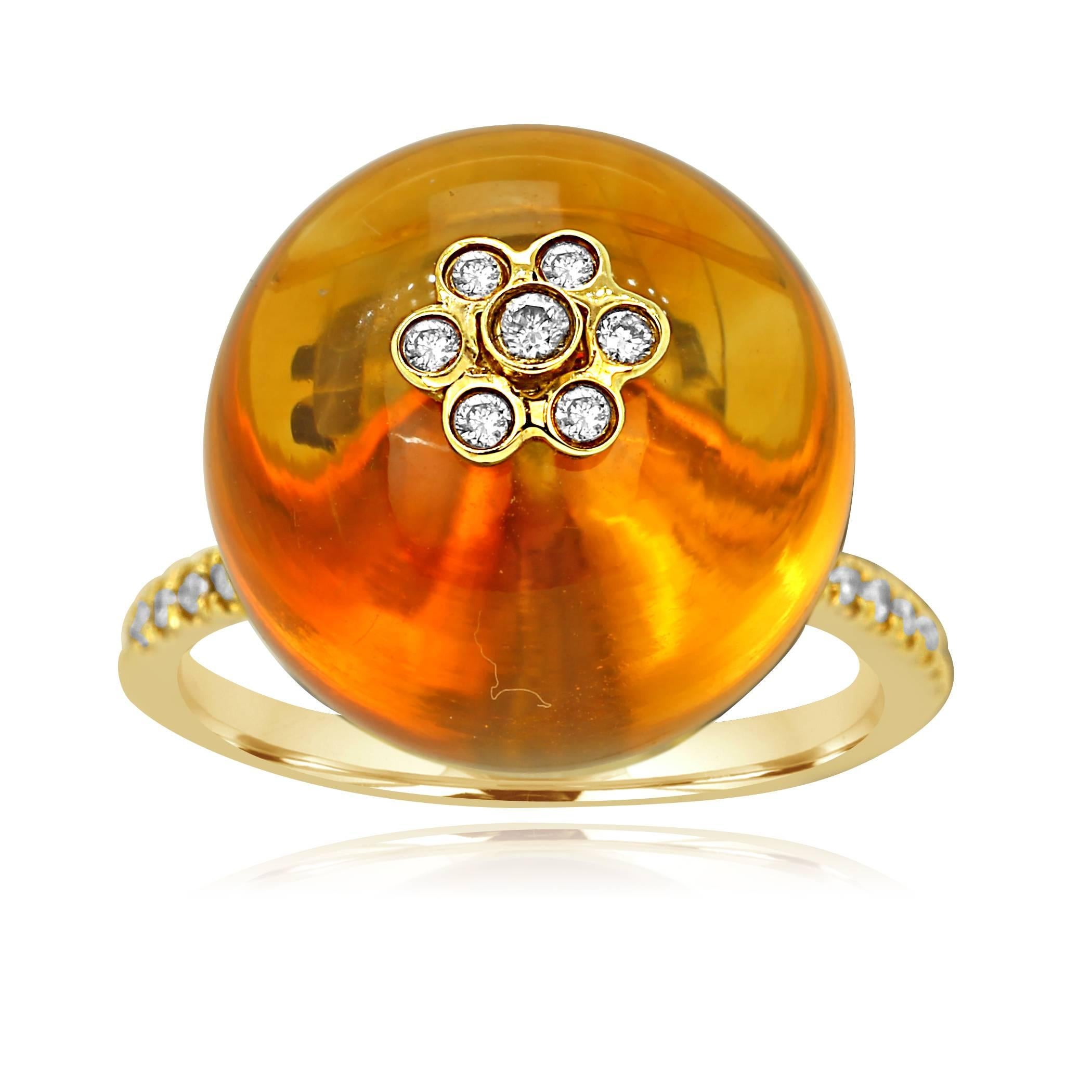 Stunning 21.04 Carat Ball Shaped Citrine with 0.20 Carat of White VS Quality round Diamonds on 14K Yellow Gold Stylish Fashion Cocktail Ring.

Total Stones Weight 21.24 Carat