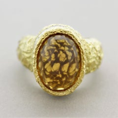 Cocktail-Ring mit Kuppel aus Citrin und Diamant in Gold