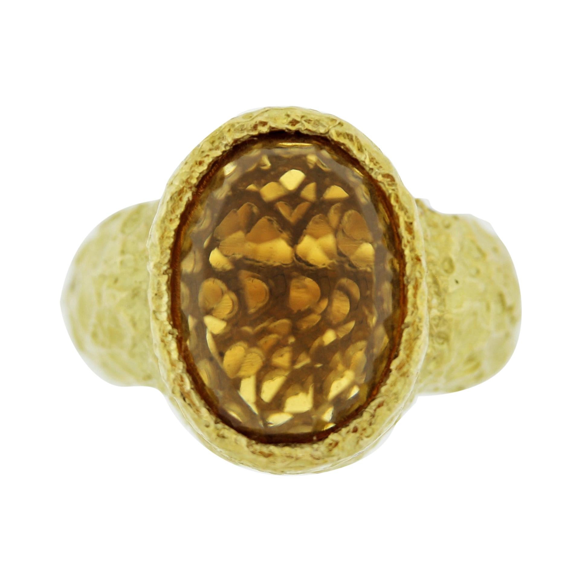 Cocktail-Ring mit Kuppel aus Citrin und Diamant in Gold