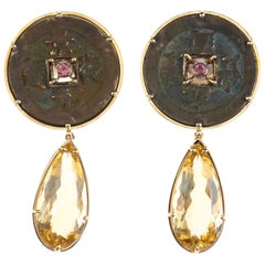 Boucles d'oreilles en goutte en or 18 carats avec pièce de monnaie ancienne en citrine et tourmaline rose