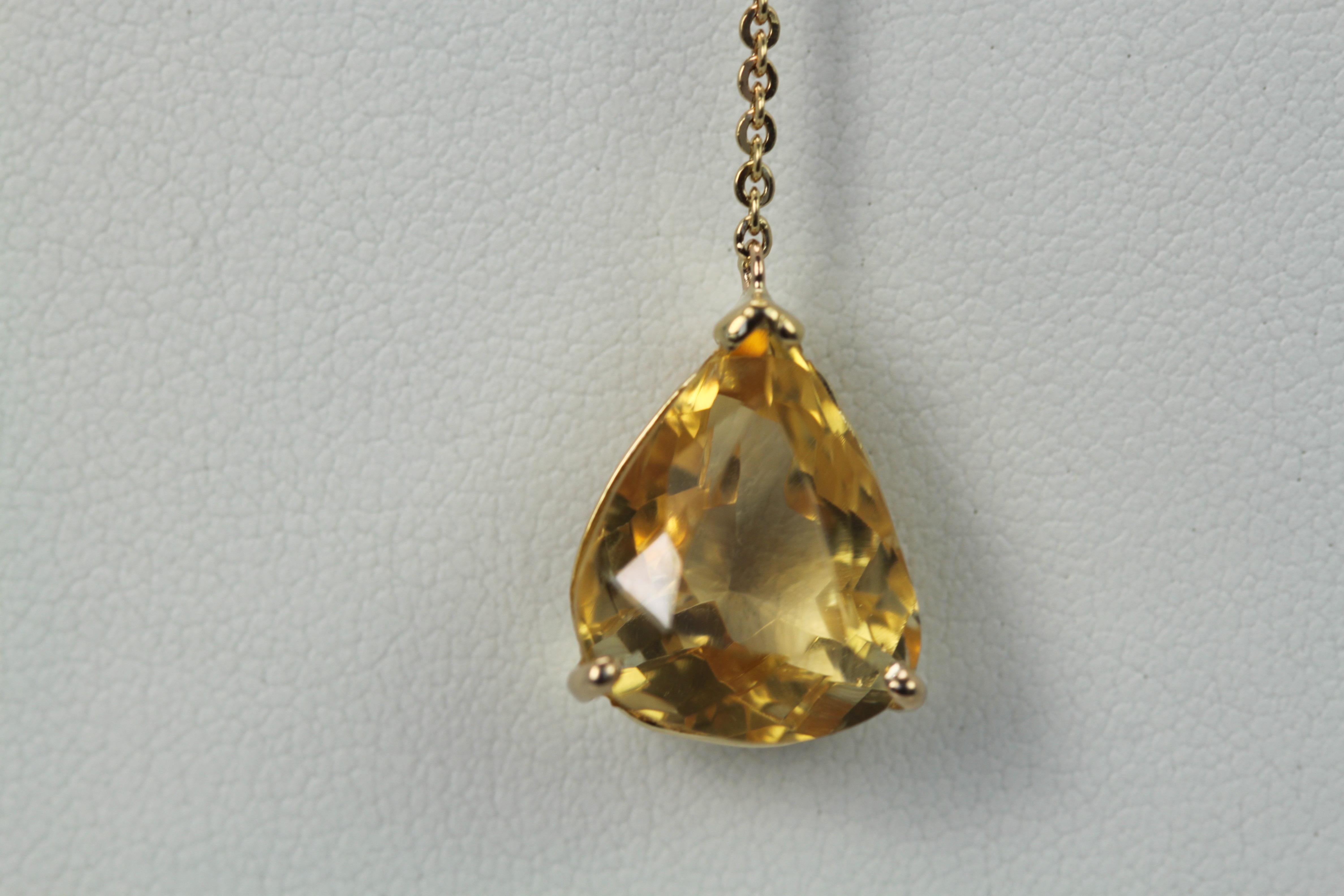 Pear Cut Citrine Drop Necklace on 18 Karat Yellow Gold 7.25 Carats For Sale