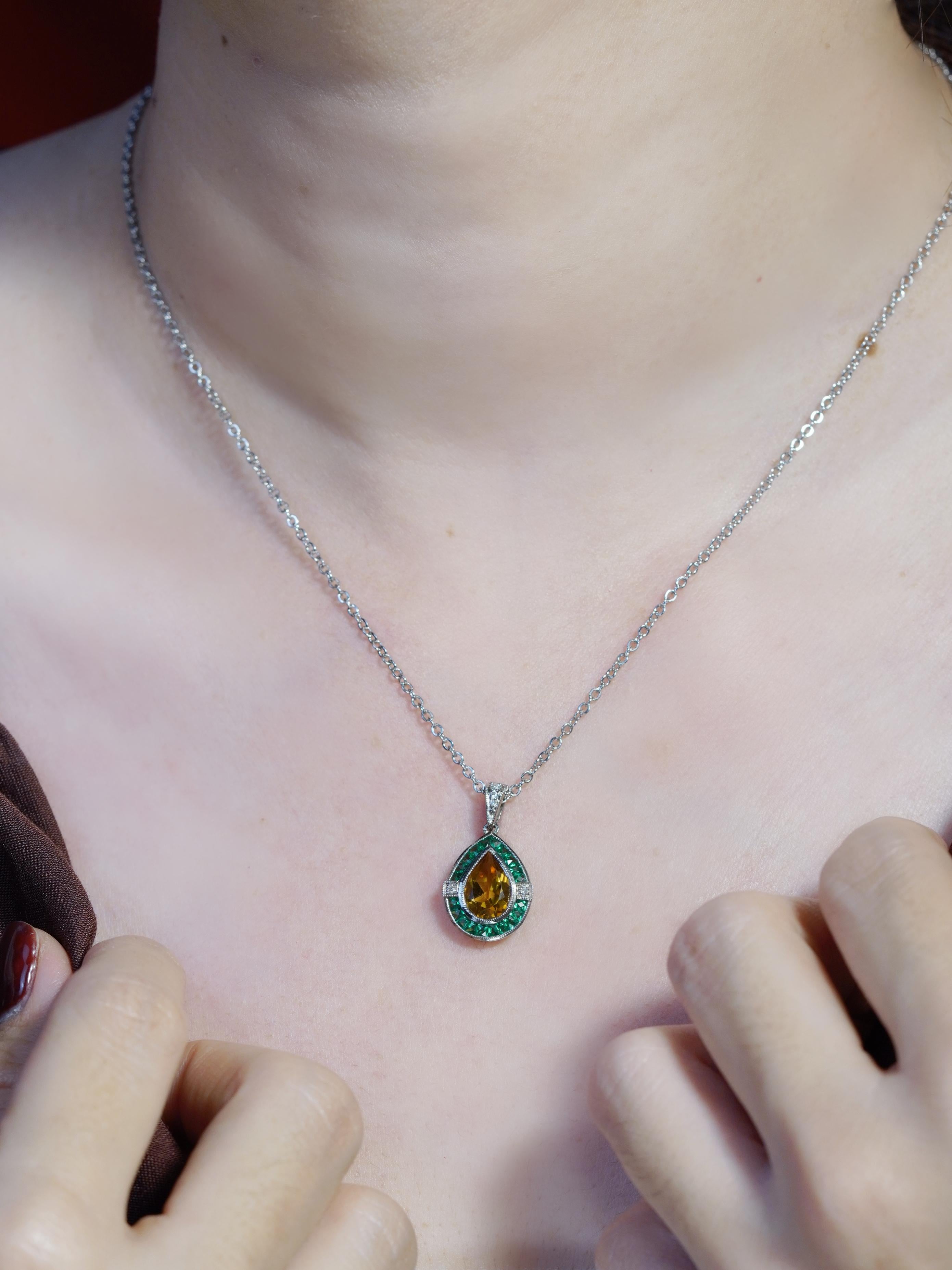 Citrine Emeraude Diamant Pendentif Pendentifs en or blanc 14K en vente 4