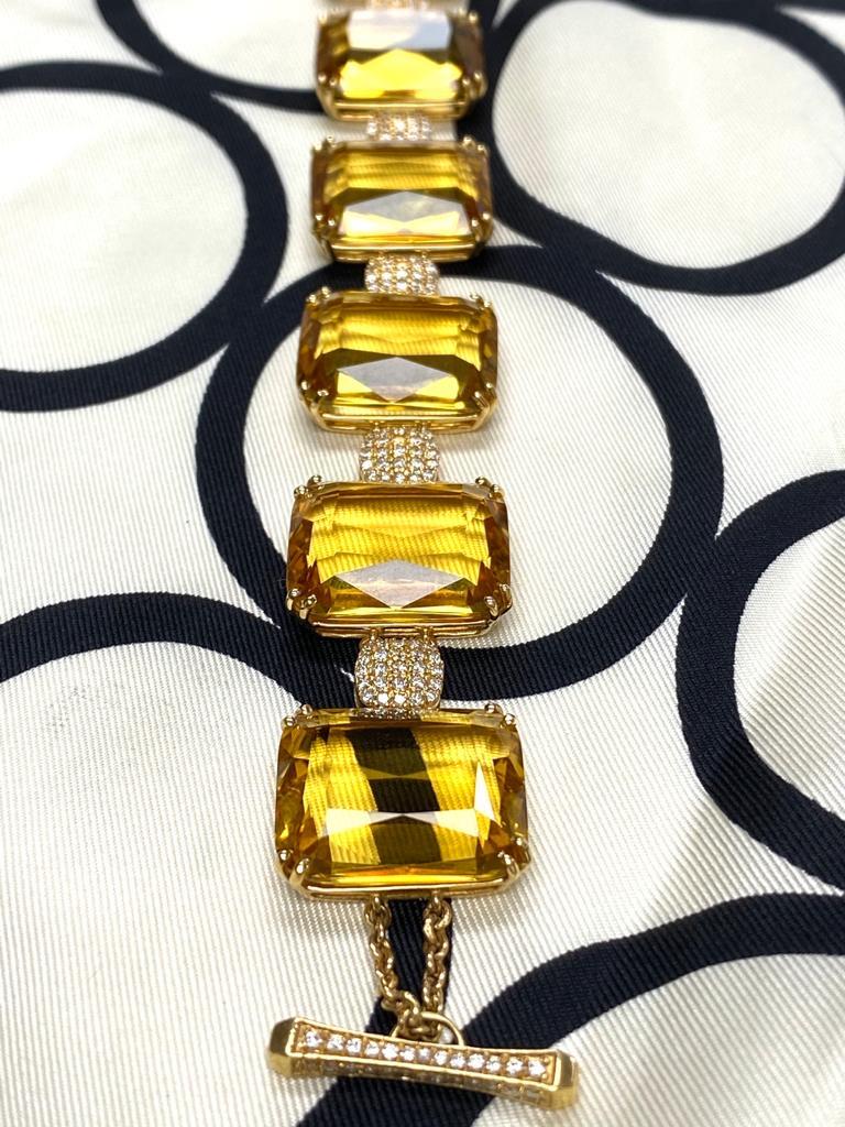Goshwara Cushion Citrine And Diamond Bracelet For Sale 2
