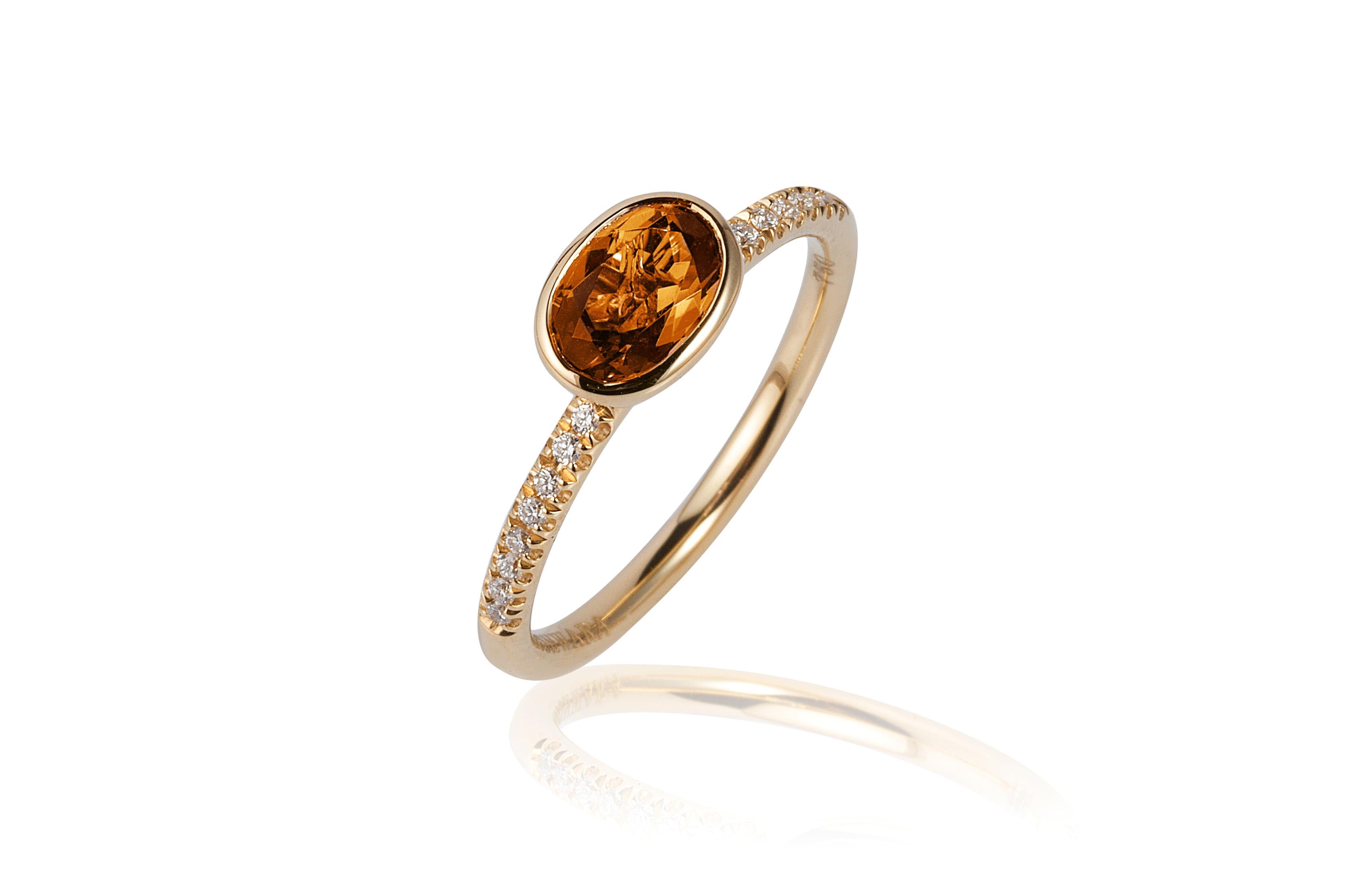 Citrin Facettiert Oval  Ring mit Diamant in 18K Gelbgold (Ovalschliff) im Angebot