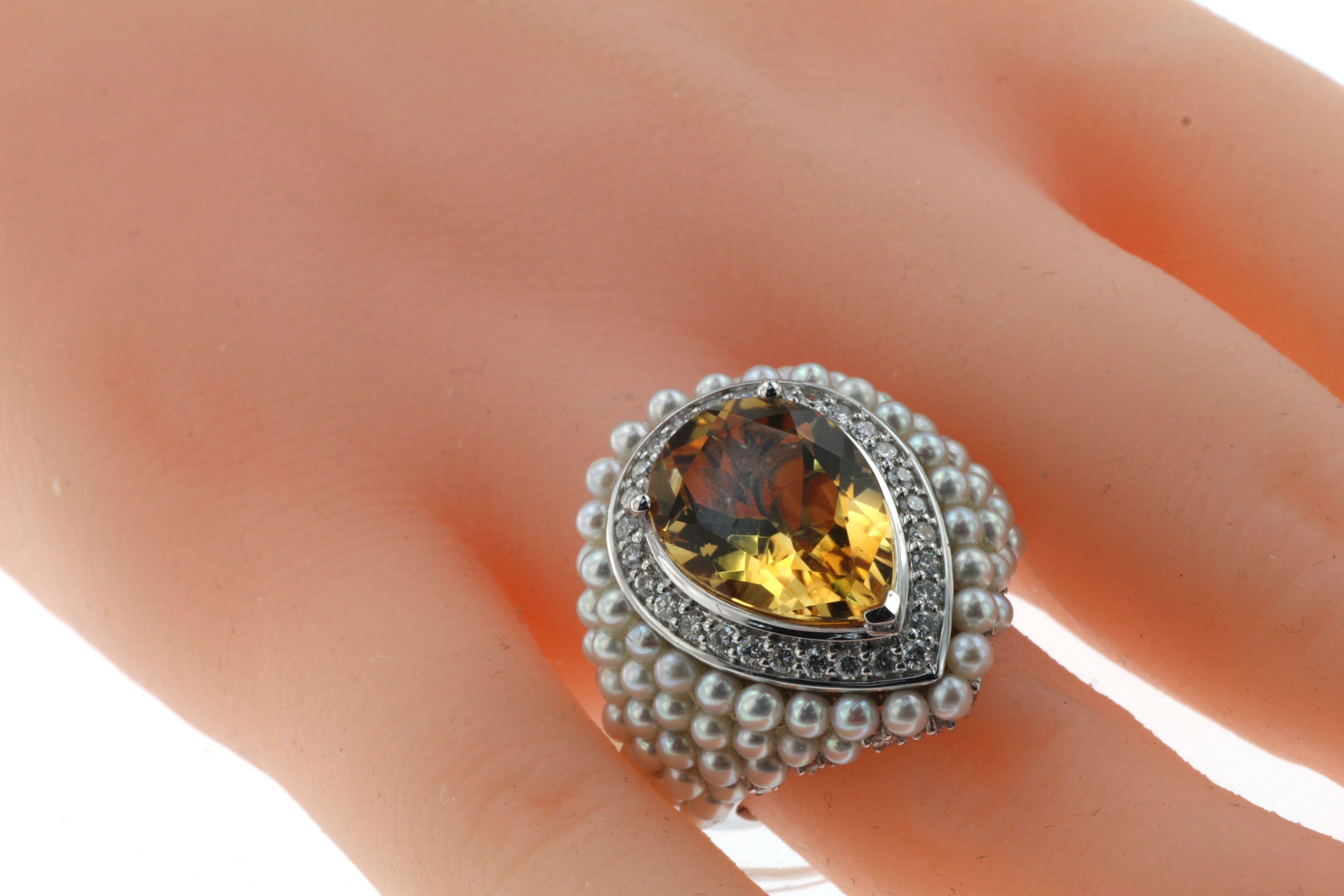 Women's 5.22Ct Citrine And Fresh Water Pearl Diamond Dome Ring in 14 Karat Gold For Sale