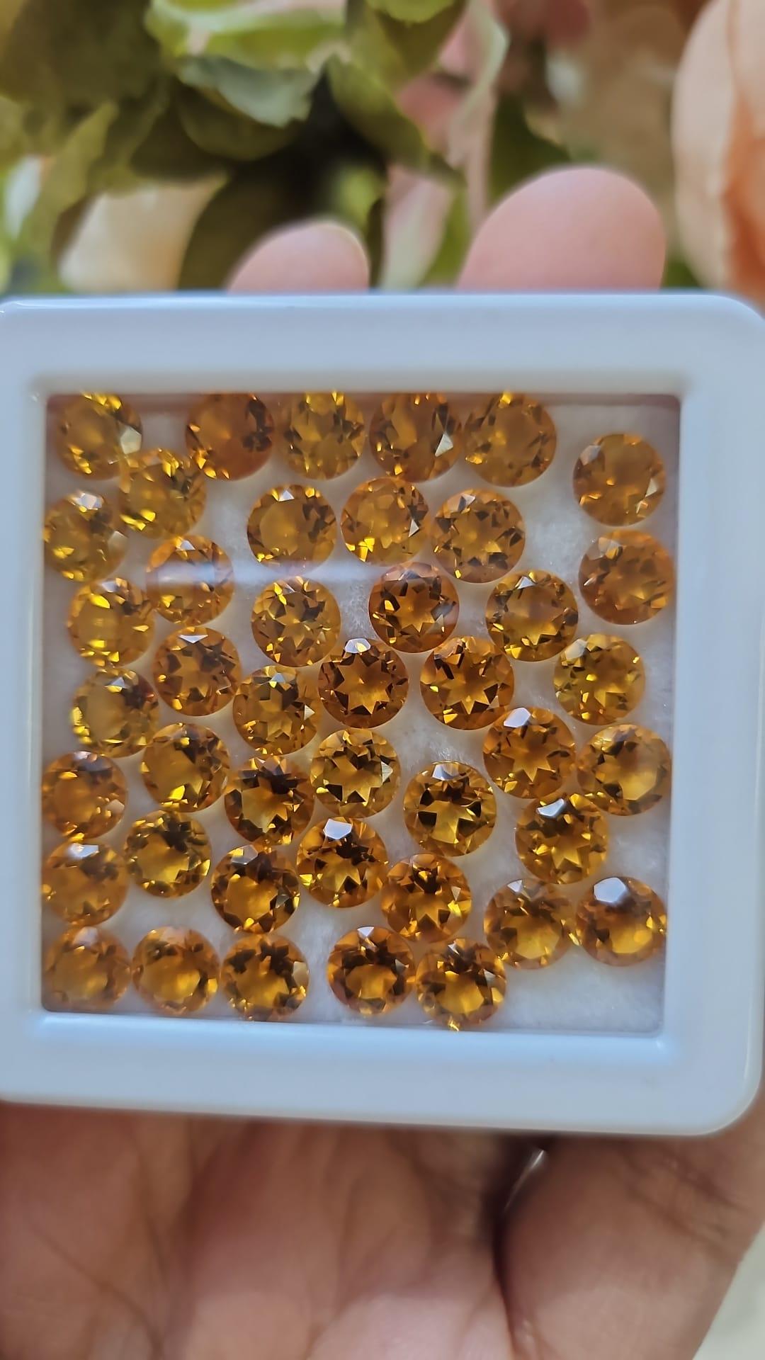 Gemma citrina per la creazione di gioielli 6 mm Forma rotonda Gemma sciolta Lotto all'ingrosso in vendita 2