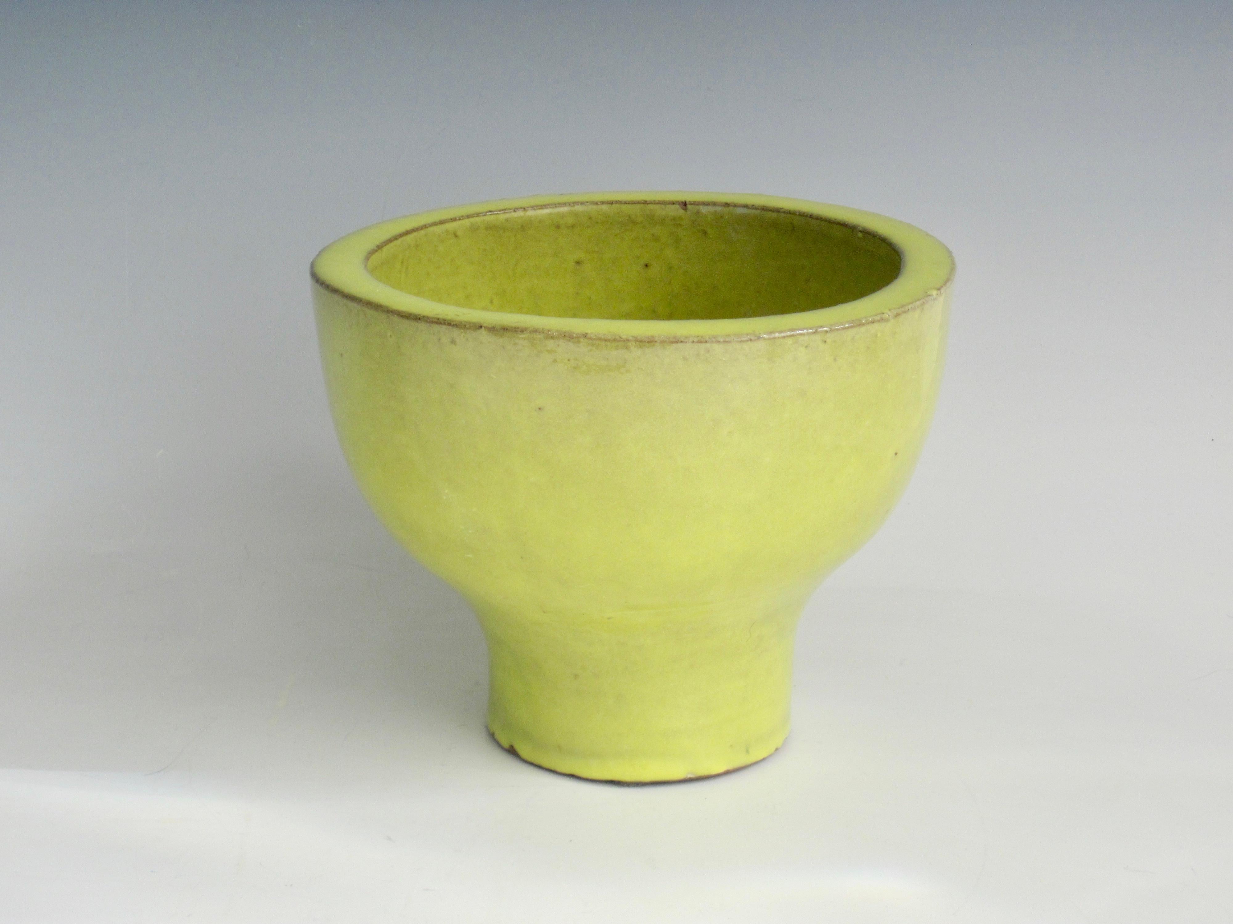 Citrine Glazed Terra Cotta Pedestal Style Planter Pot In Good Condition For Sale In Ferndale, MI