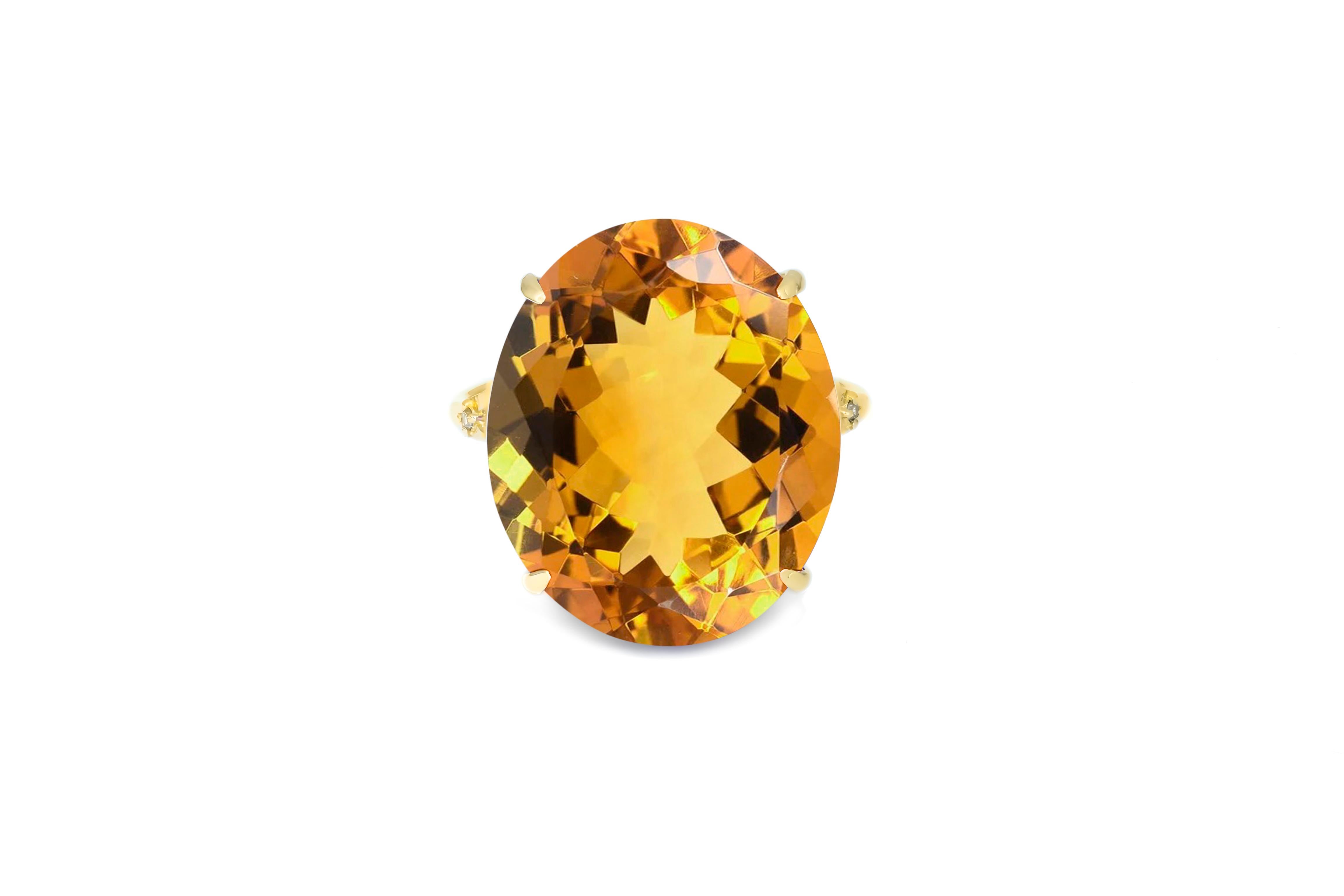 Oval Cut Citrine Gold ring. 