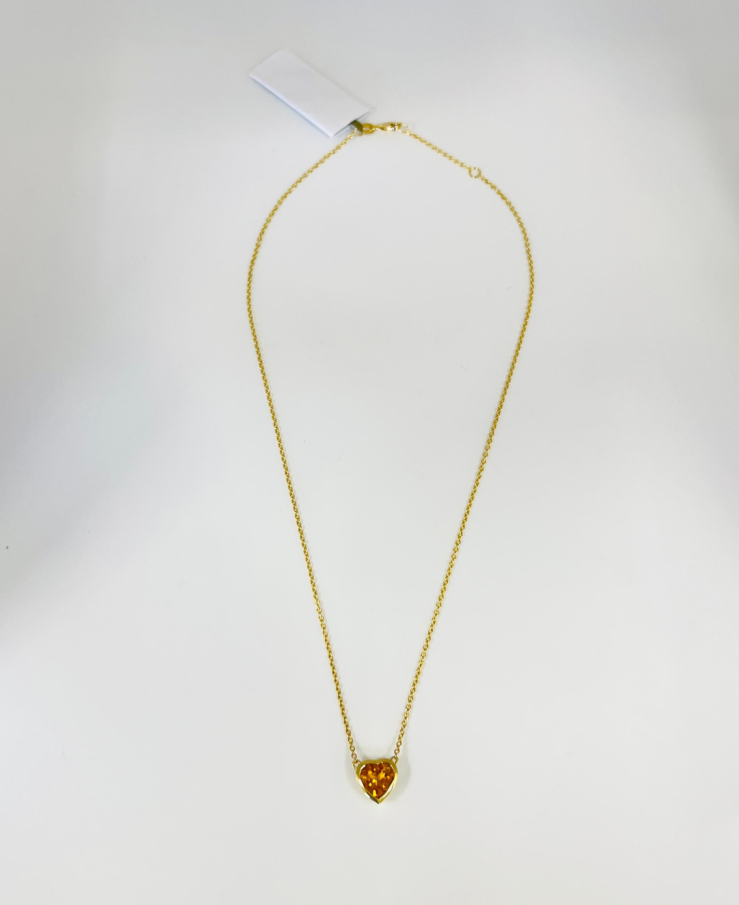 Femenino o masculino Collar Colgante Corazón de Citrino en Oro Amarillo de 18K en venta