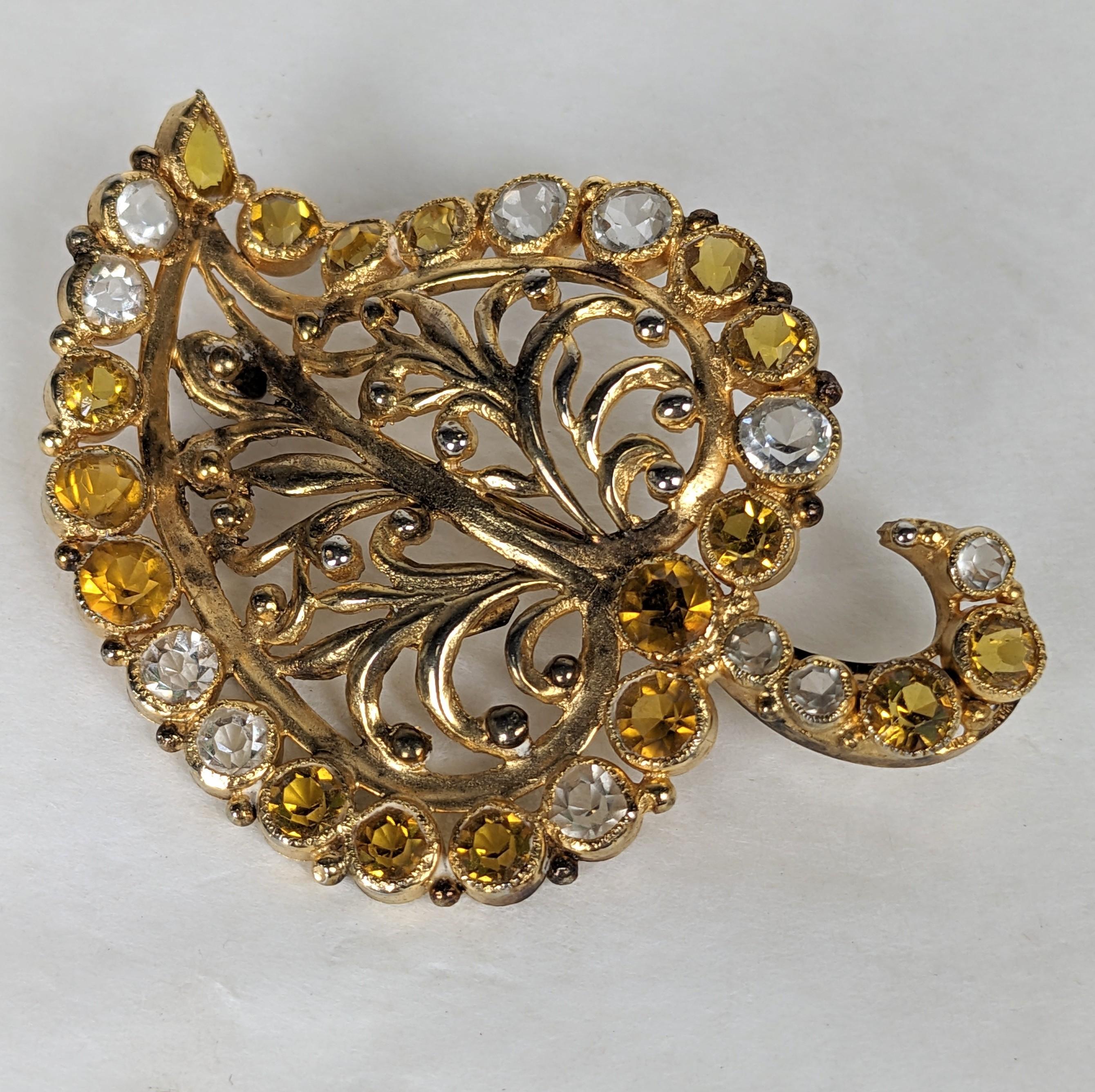 Citrine Multi Crystal Hobe Leaf Brooch In Excellent Condition For Sale In New York, NY