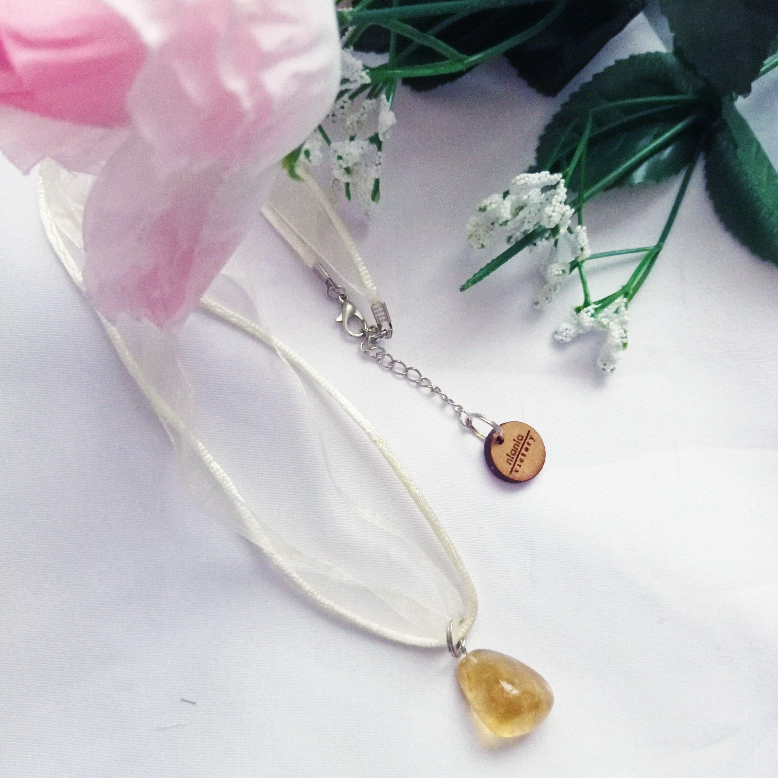 Collana di Citrino, Ciondolo con pepita di Citrino grezzo  da nlanlaVictory in vendita 8