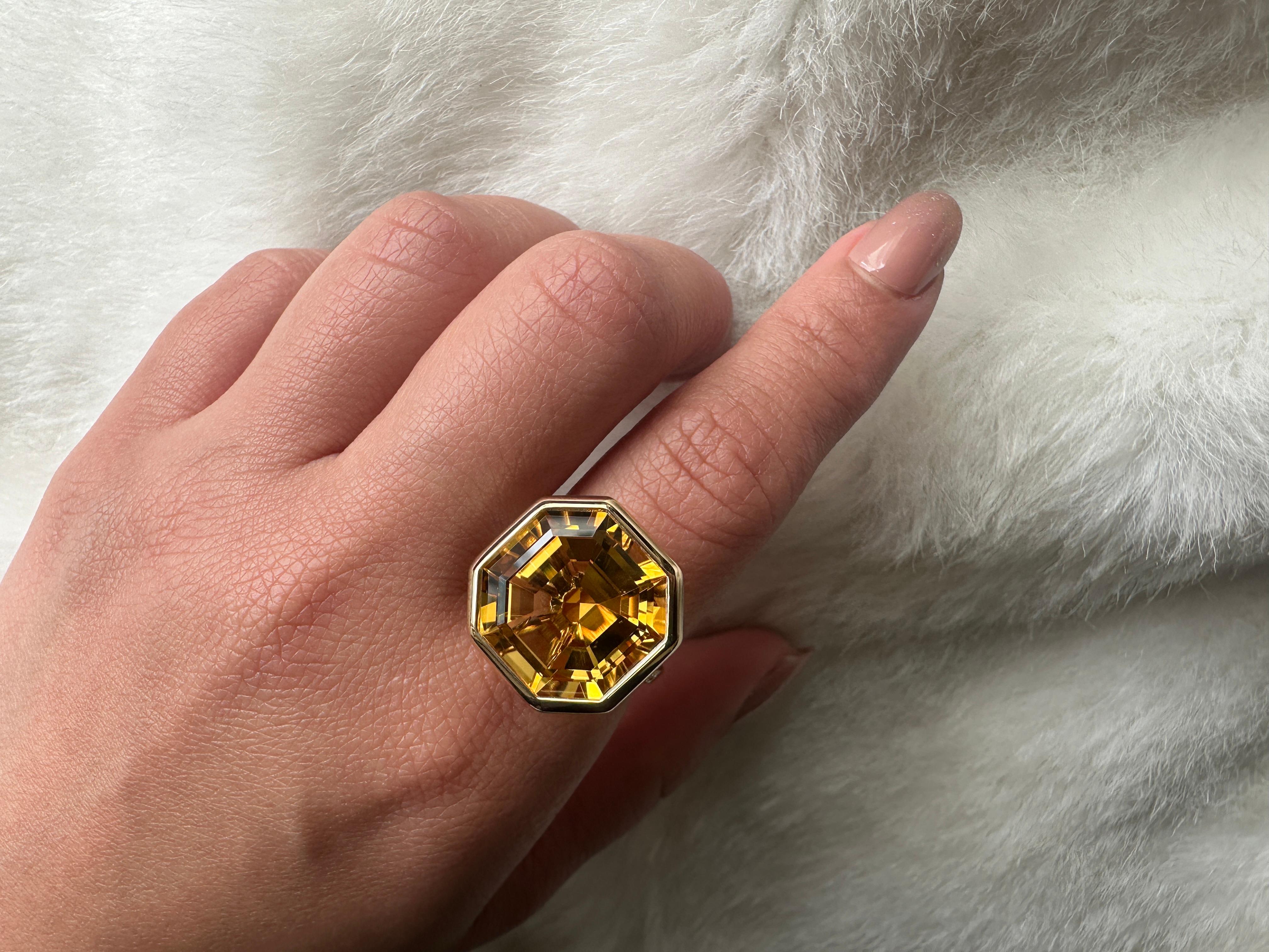 For Sale:  Citrine Octagon Ring with Diamond in 18K Yellow Gold 2